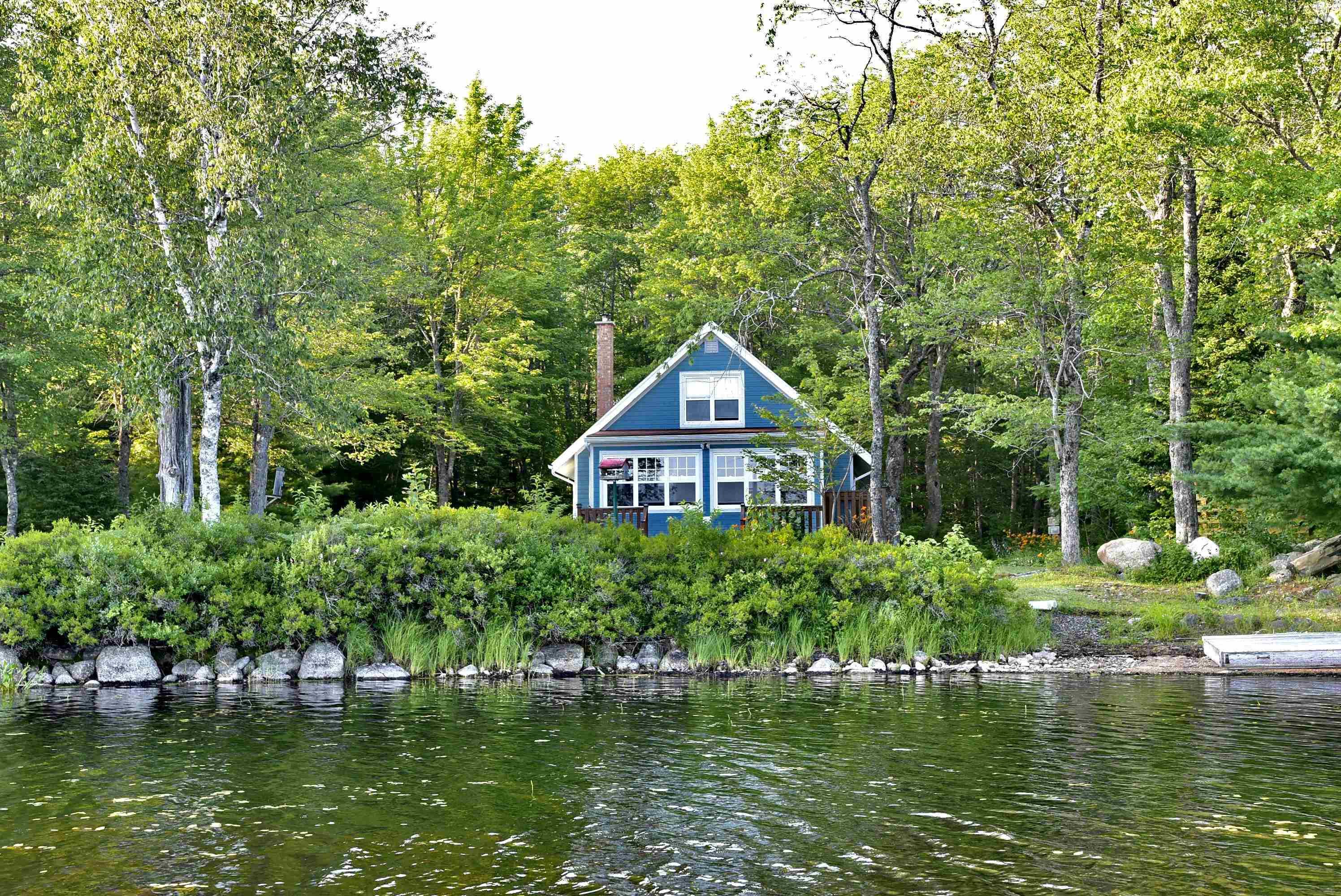 $425,000.00: 1401 Tree Line Drive, New Albany