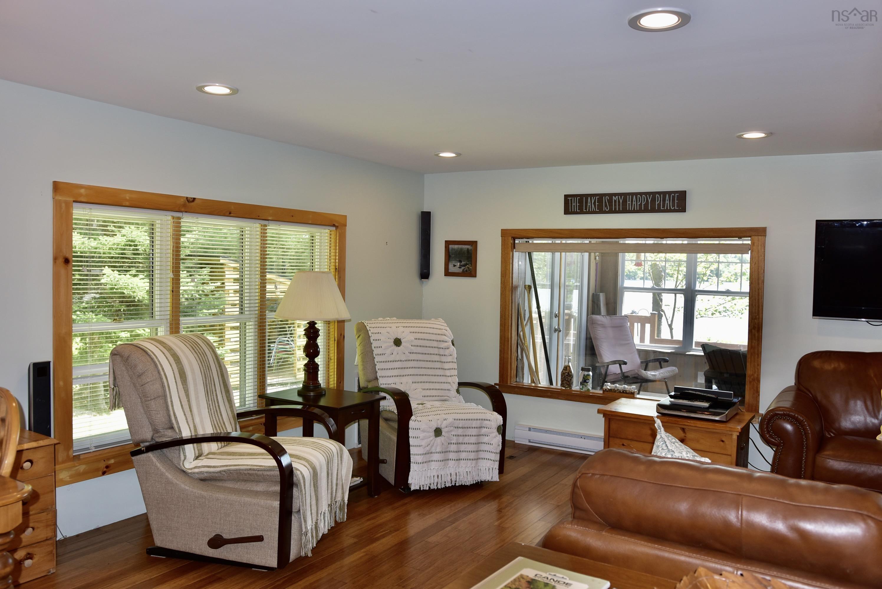 $425,000.00: 1401 Tree Line Drive, New Albany