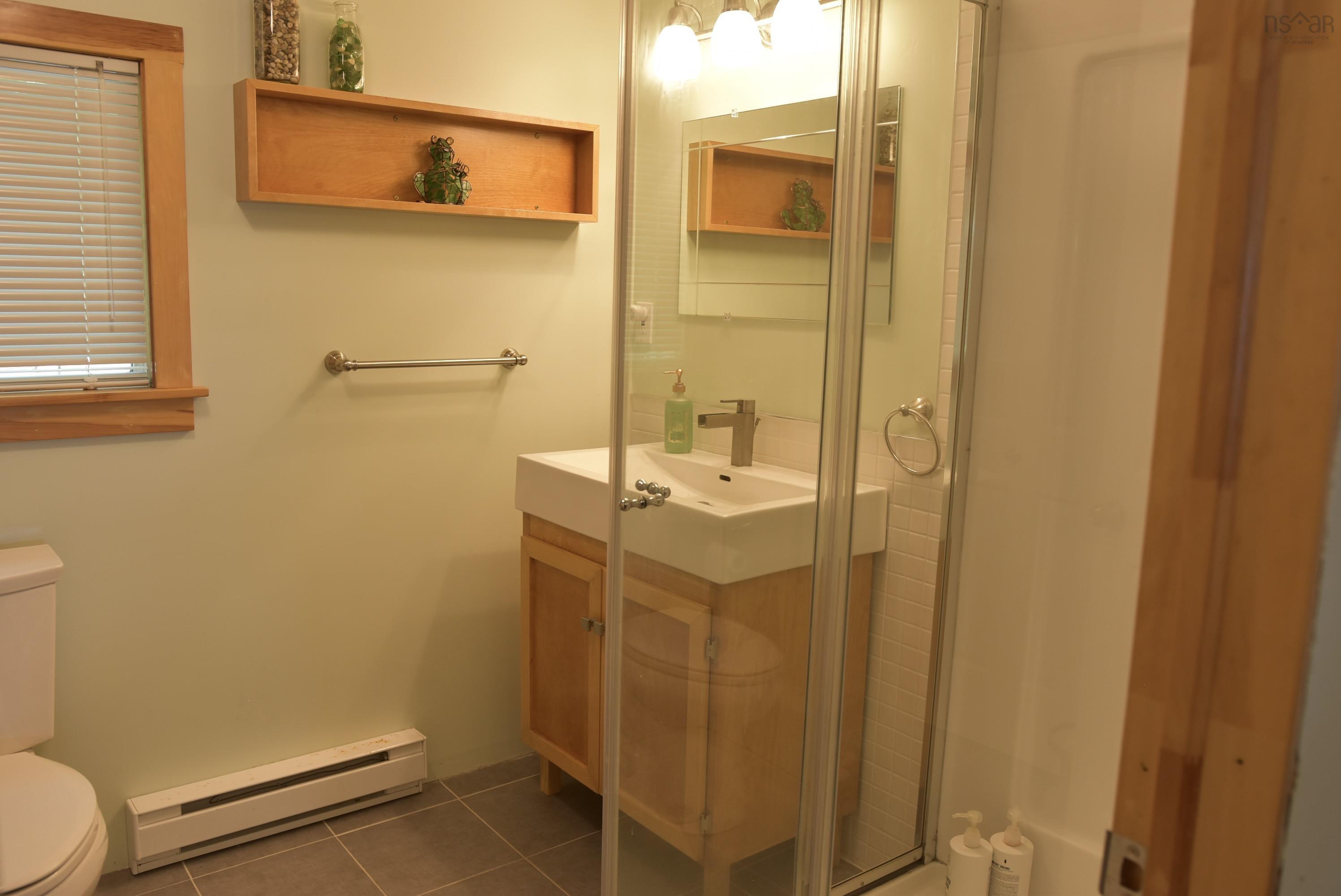 $425,000.00: 1401 Tree Line Drive, New Albany