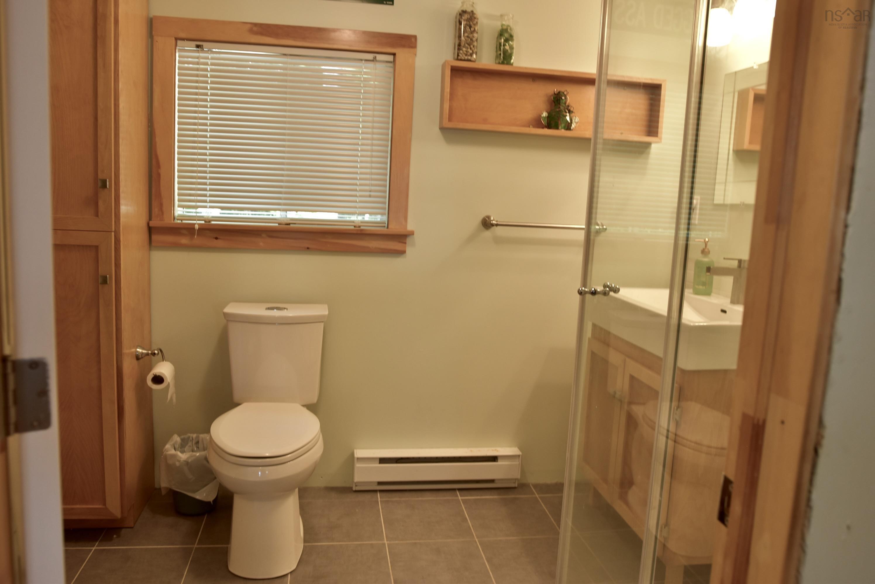 $425,000.00: 1401 Tree Line Drive, New Albany