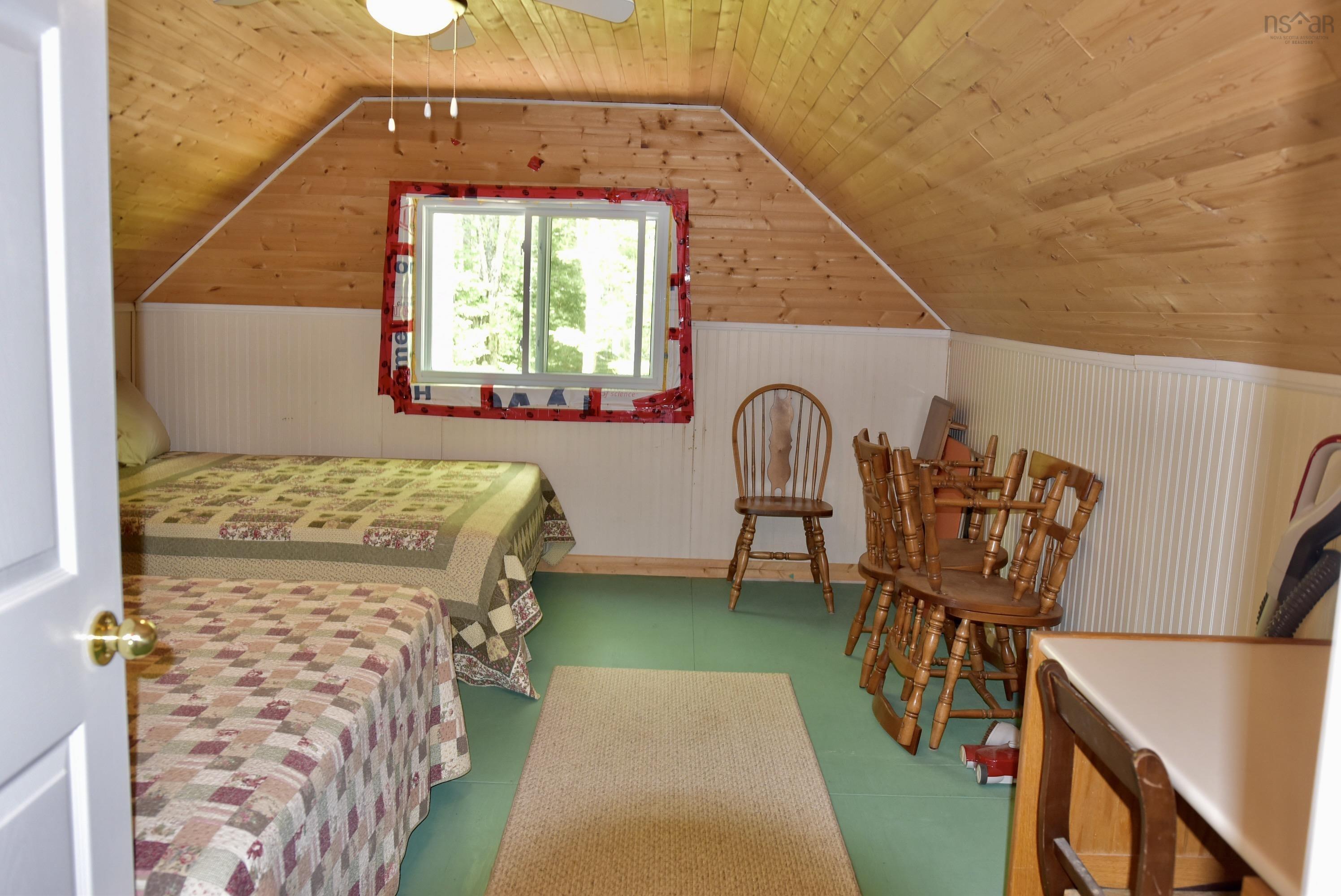 $425,000.00: 1401 Tree Line Drive, New Albany