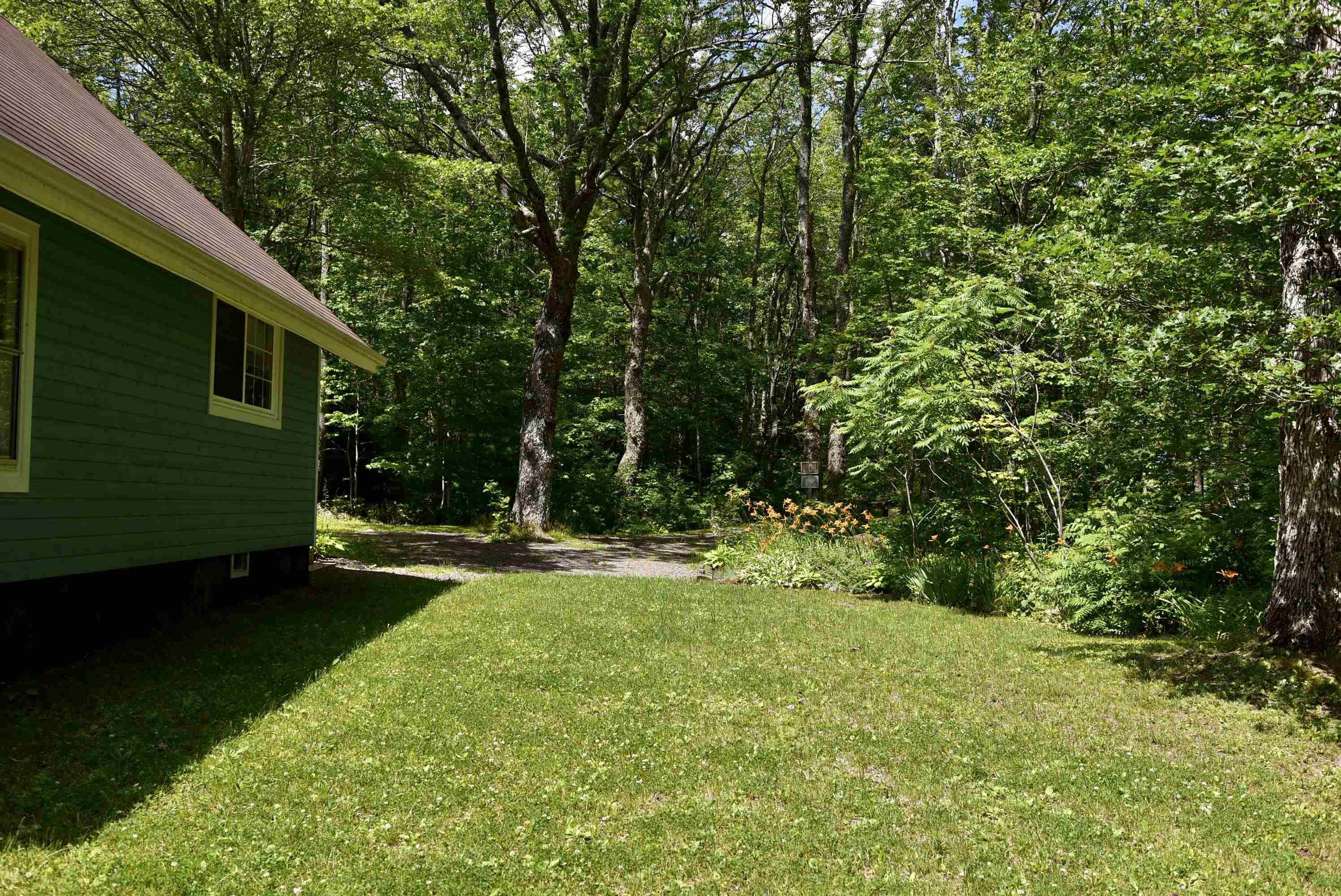 $425,000.00: 1401 Tree Line Drive, New Albany