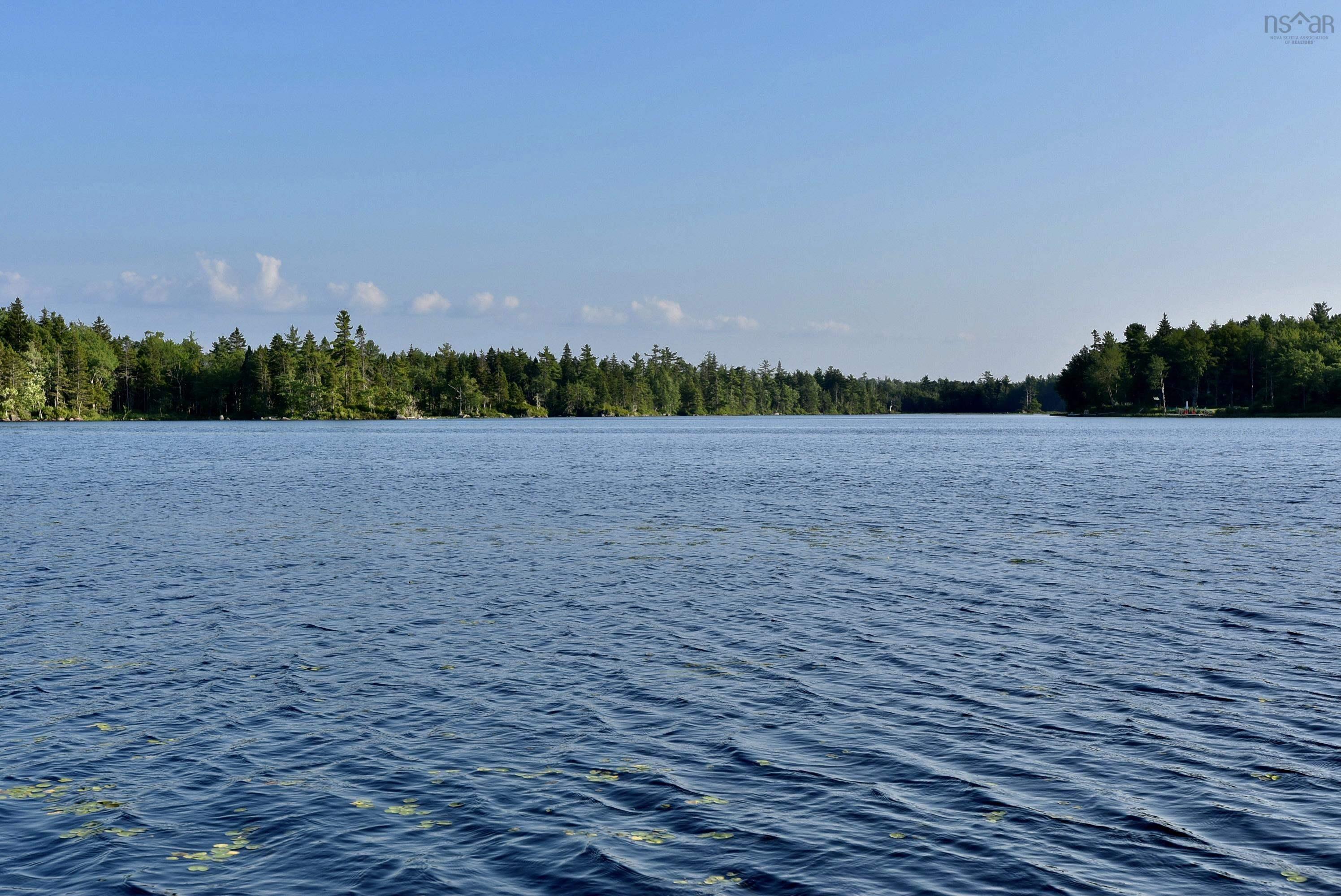 $425,000.00: 1401 Tree Line Drive, New Albany