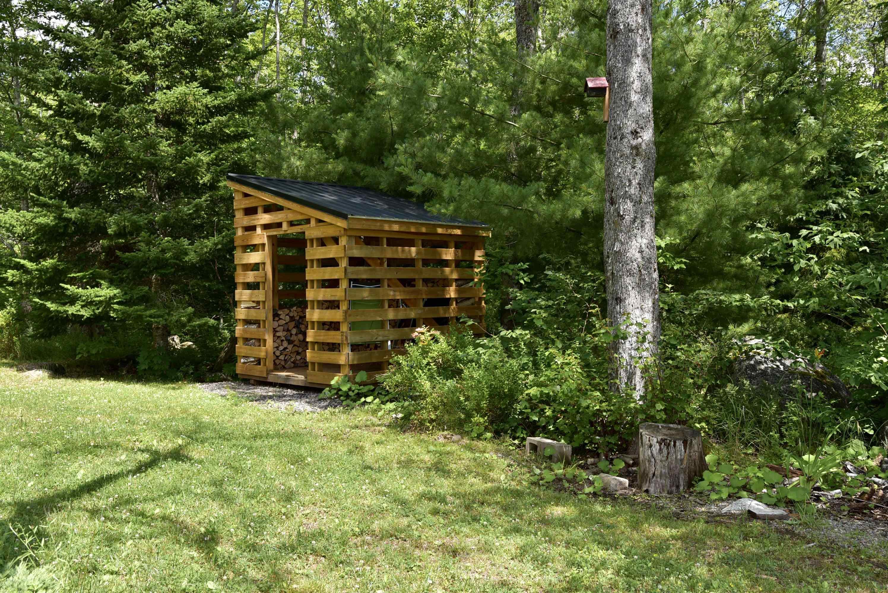 $425,000.00: 1401 Tree Line Drive, New Albany