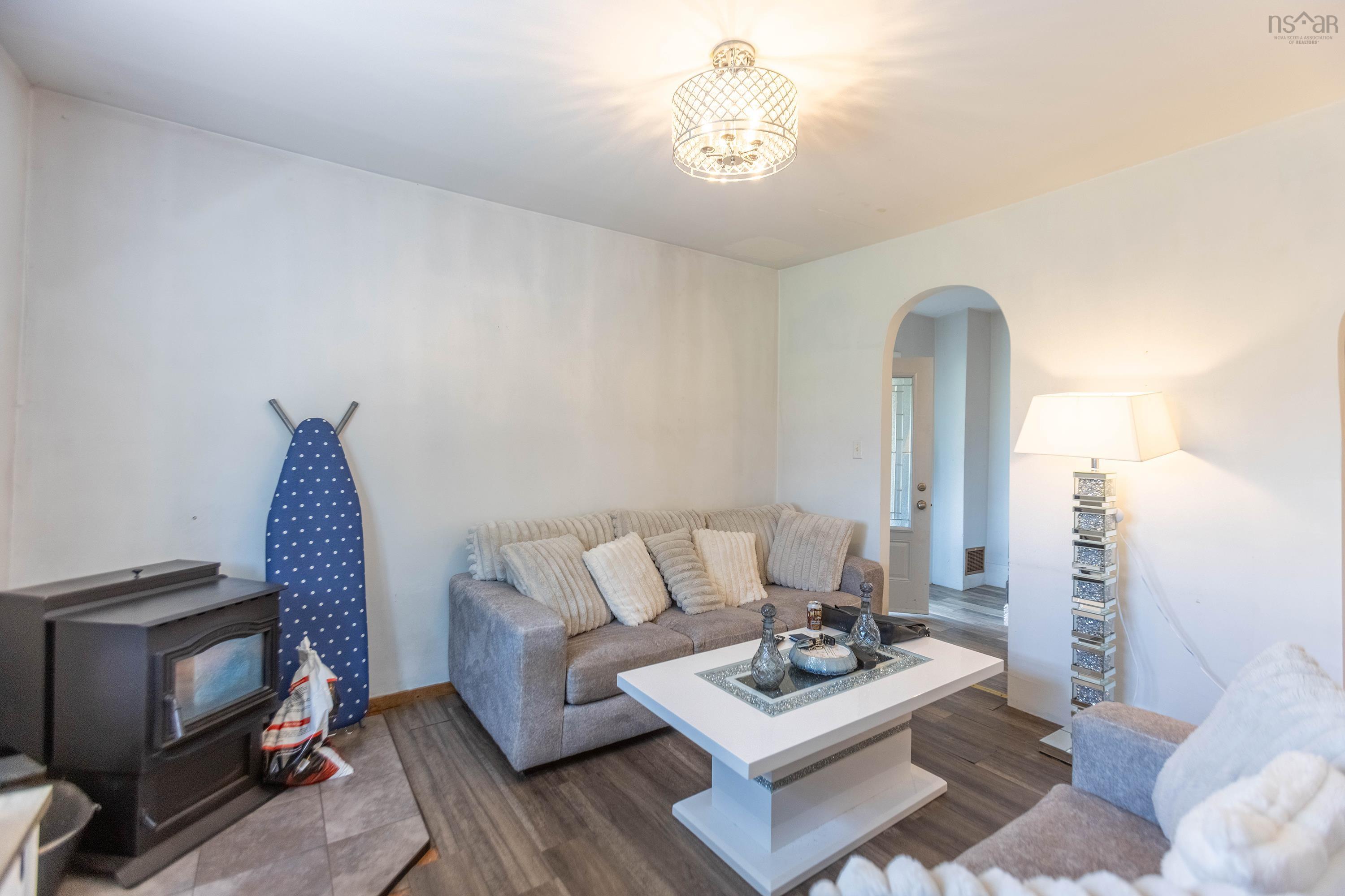 $229,900.00: 36 Robinson Road, Amherst Head