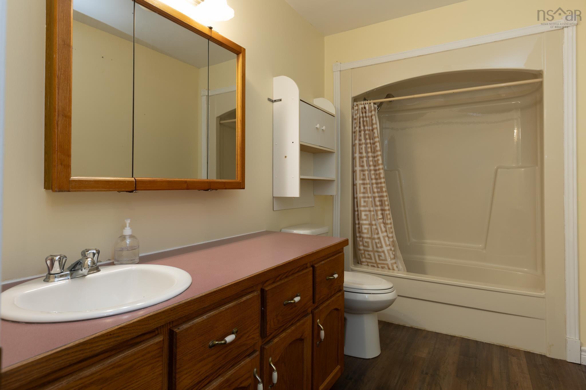 $374,900.00: 486 Brunswick Street, Yarmouth