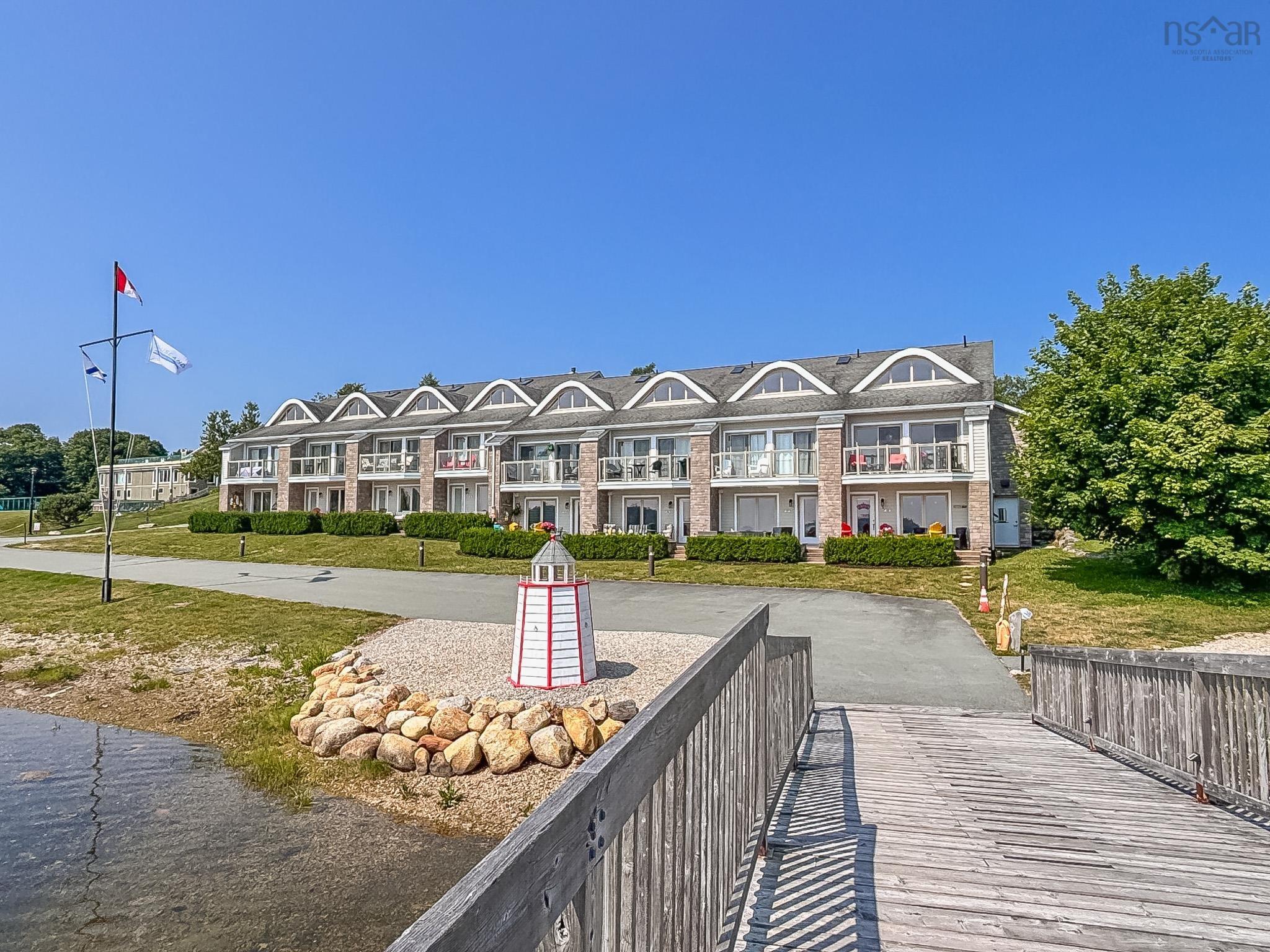 $627,000.00: Unit 4 9 Lavista Drive, Western Shore