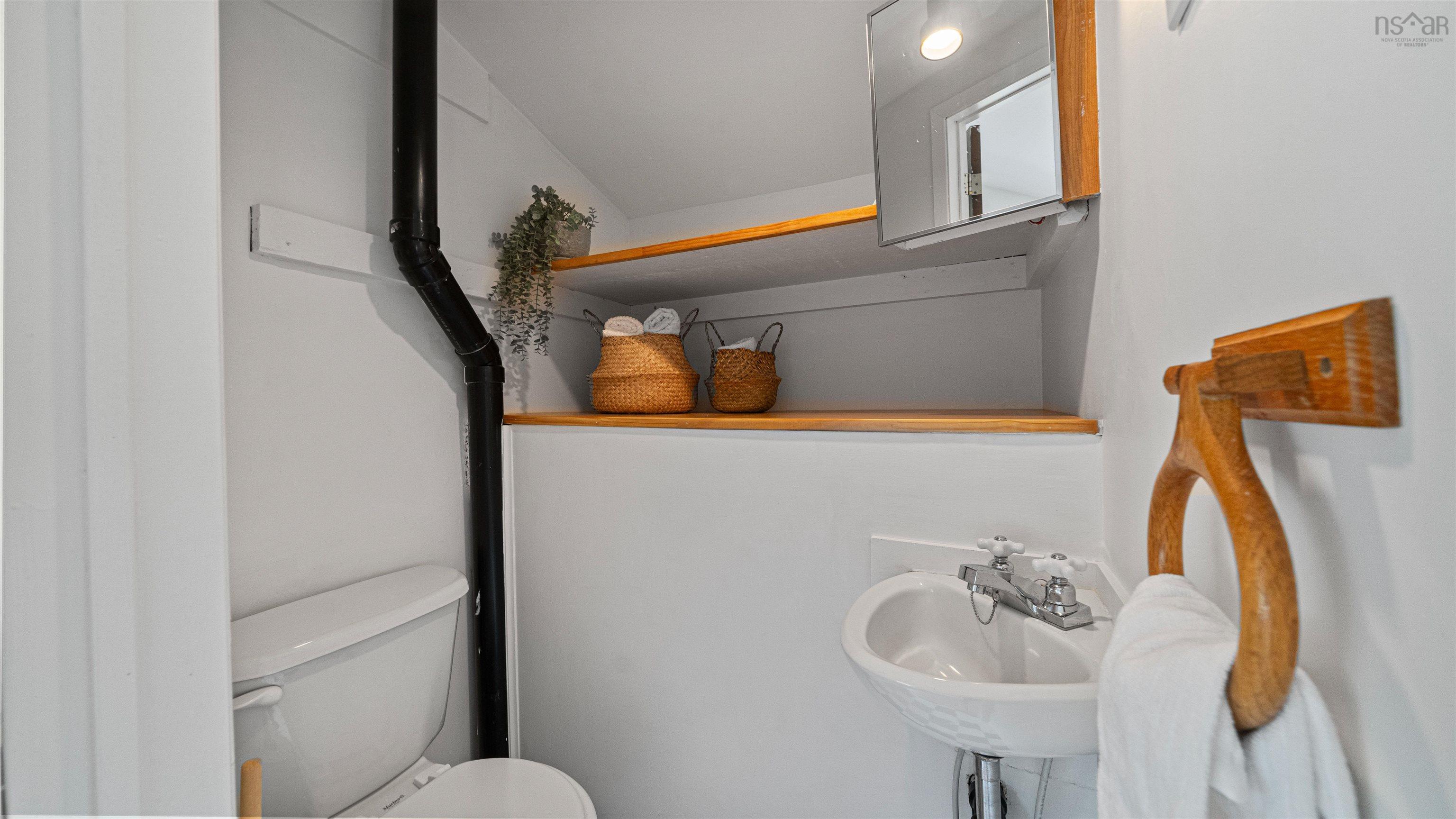 $499,900.00: 28 Hebridean Drive, Herring Cove