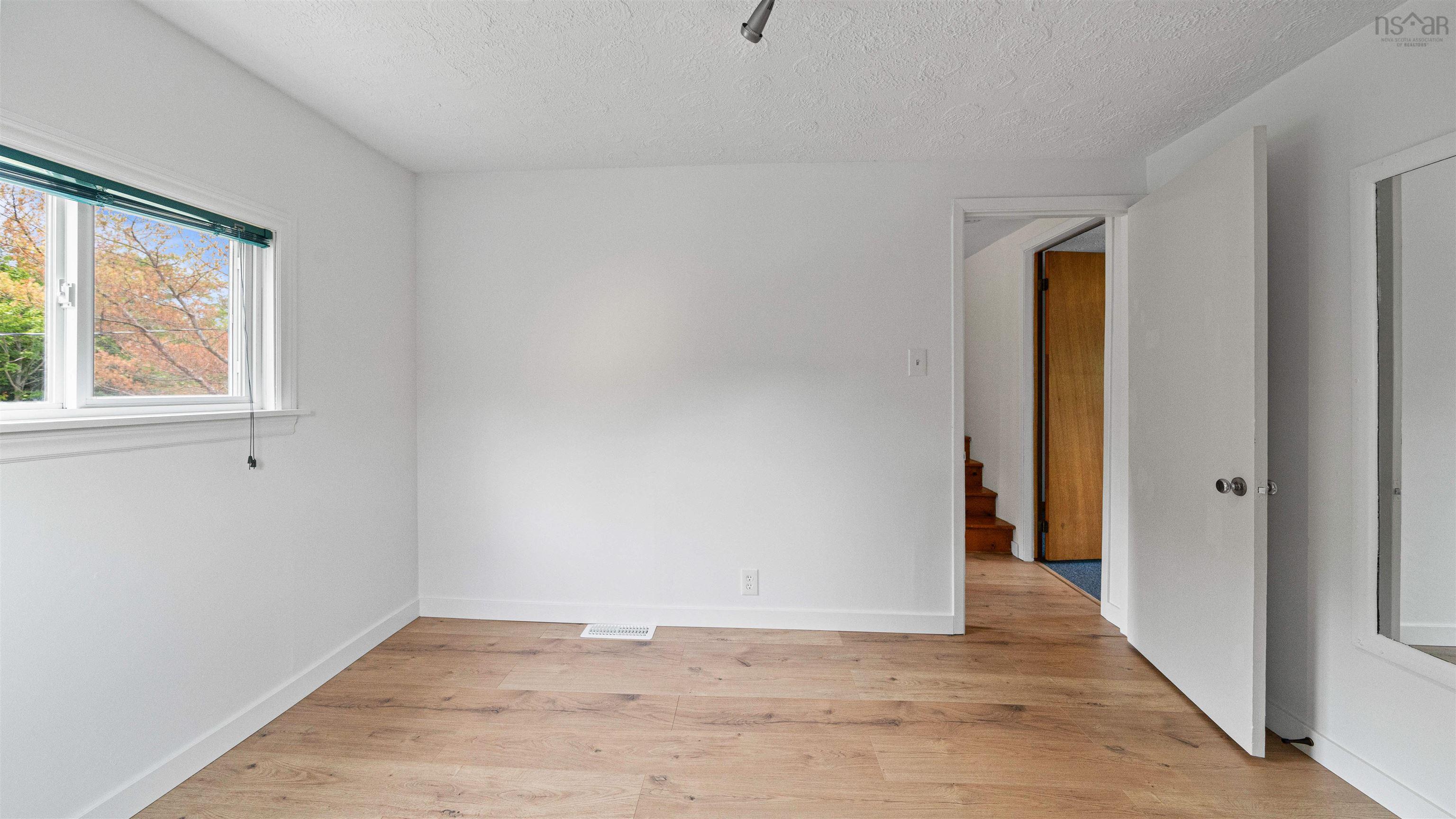 $499,900.00: 28 Hebridean Drive, Herring Cove