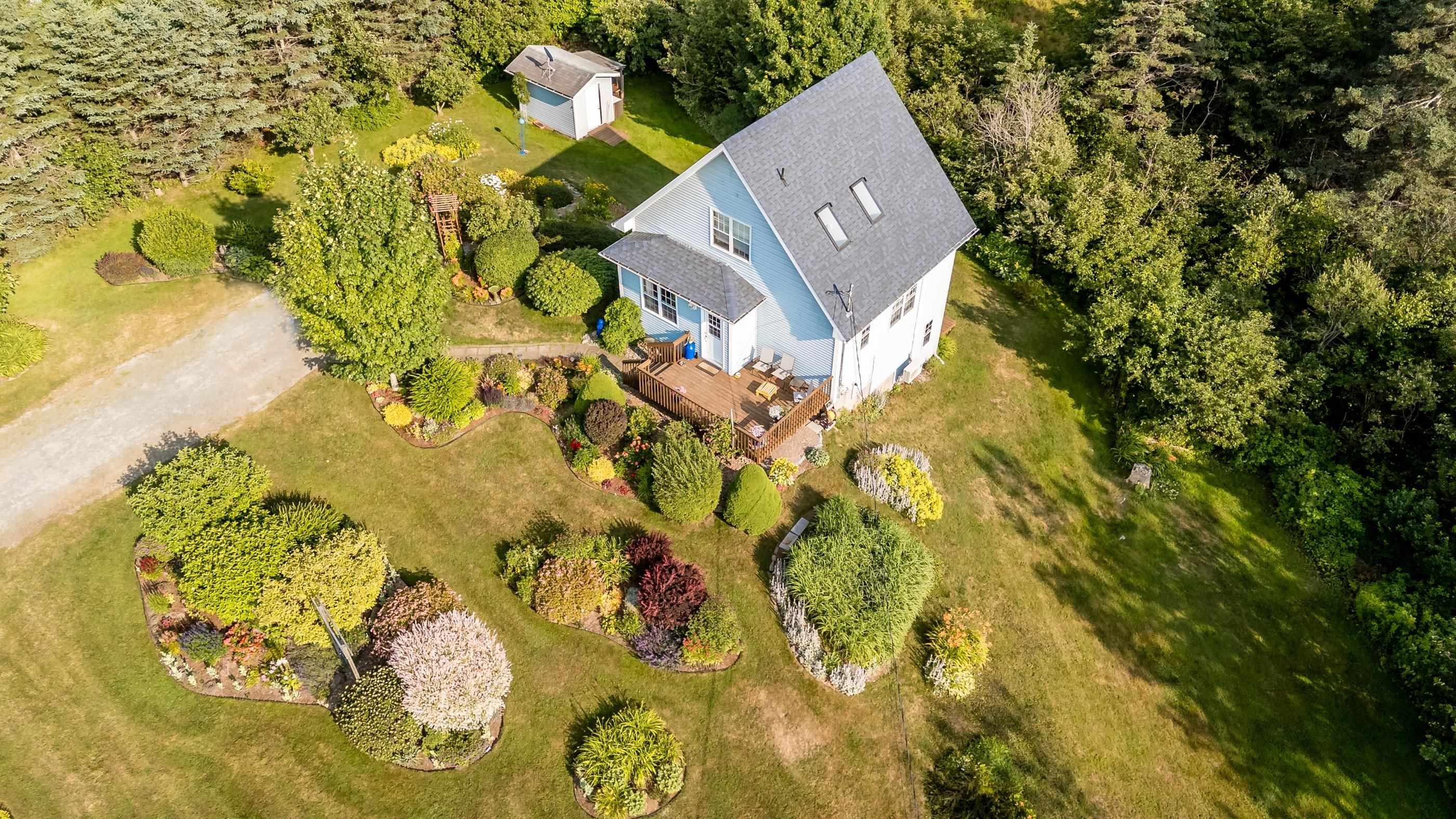 $415,000.00: 40 Wall Street, Canada Creek