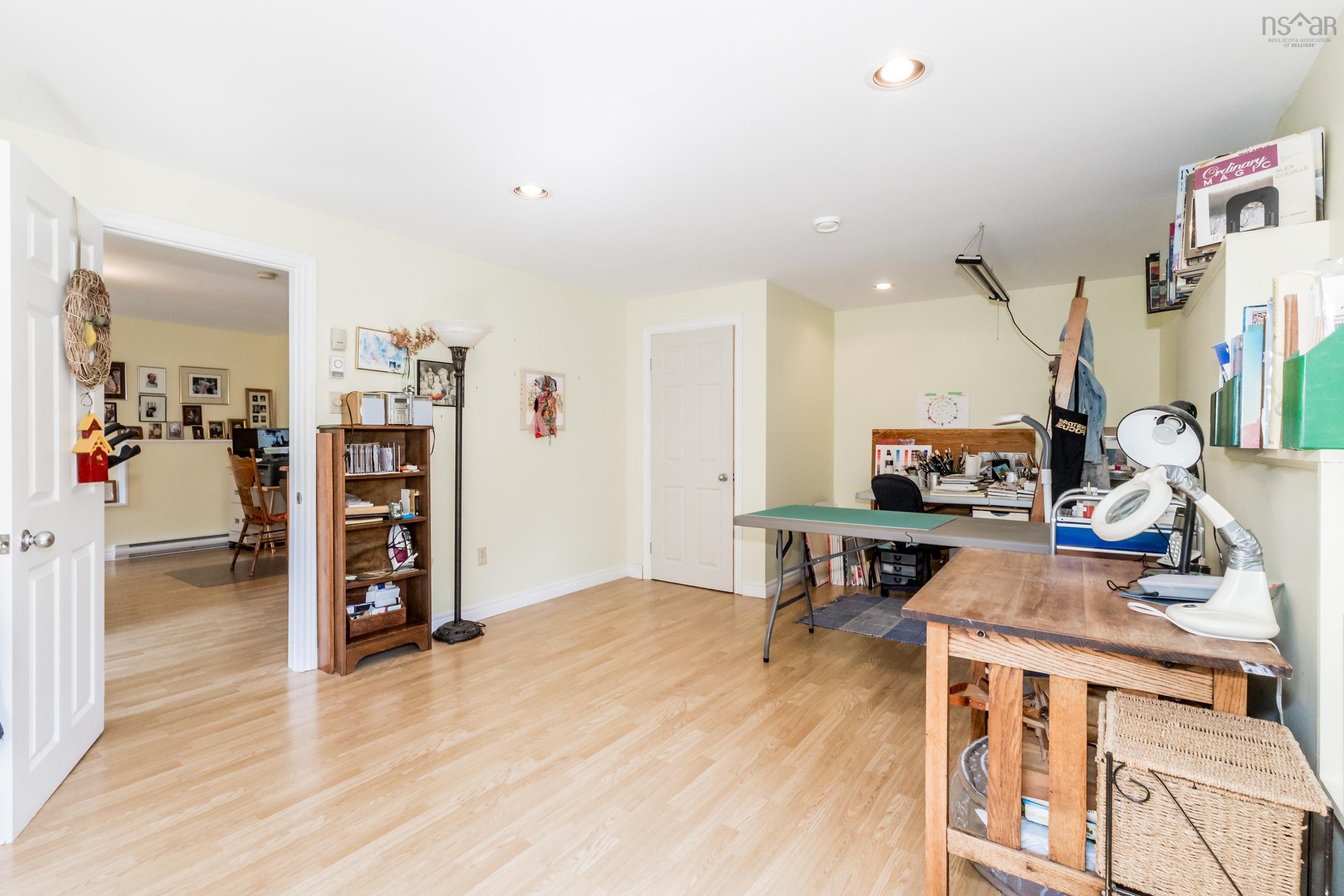 $415,000.00: 40 Wall Street, Canada Creek