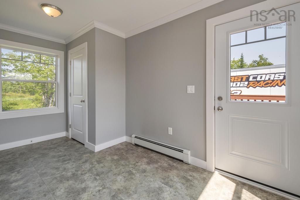 $650,000.00: 210 Keltic Drive, Lawrencetown