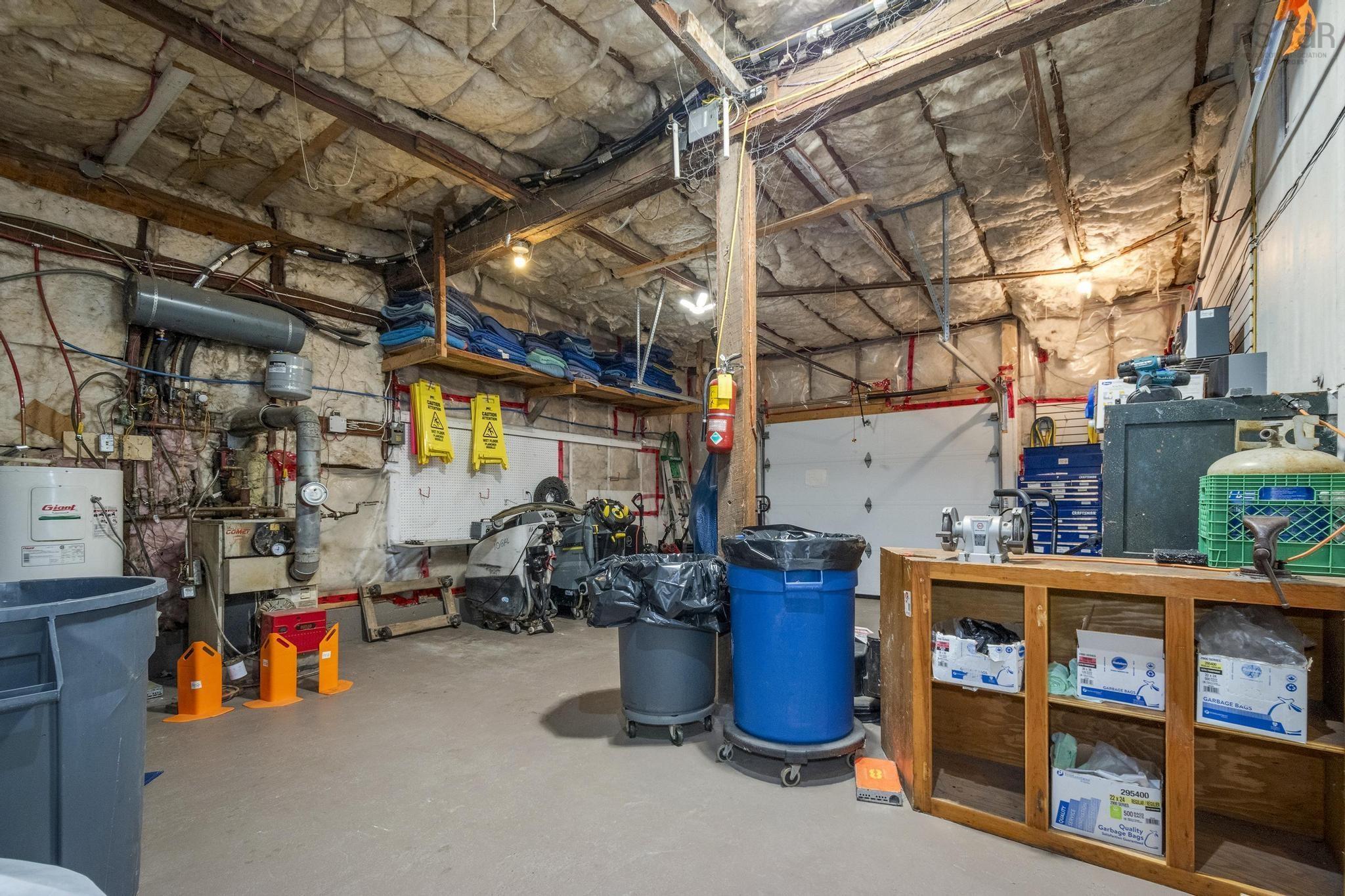 $329,900.00: 3675 Highway 3, Brooklyn