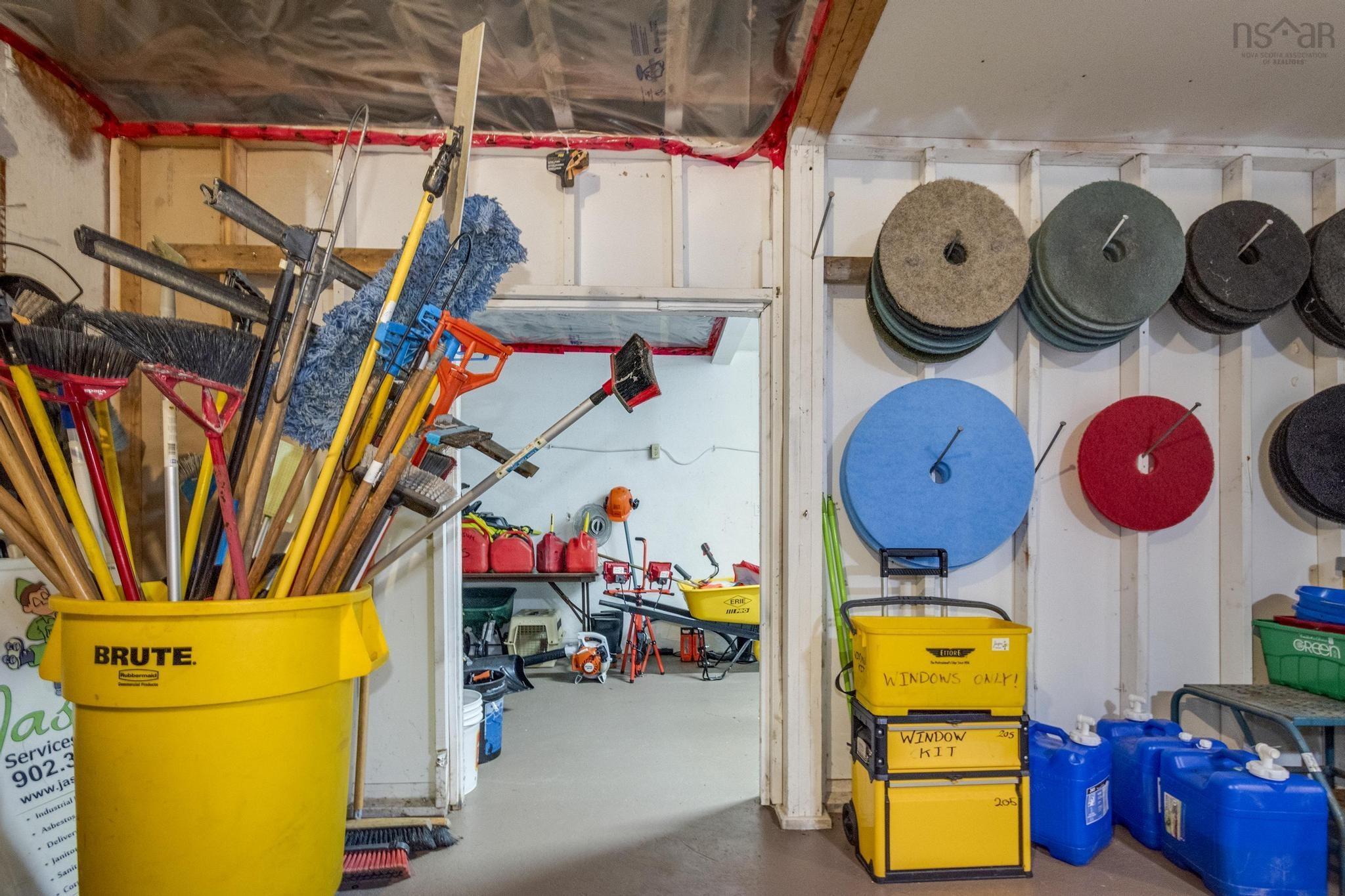 $329,900.00: 3675 Highway 3, Brooklyn