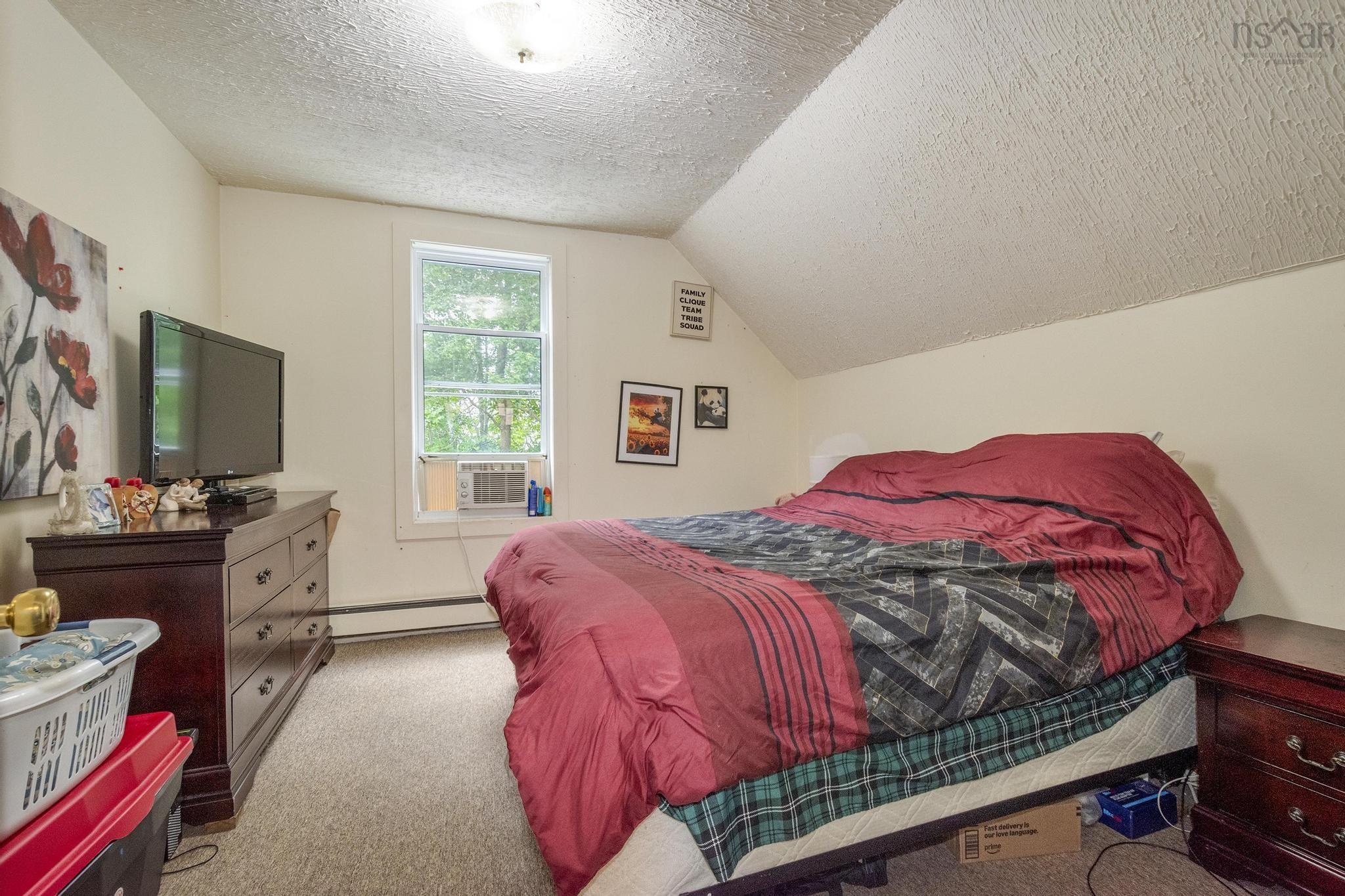 $329,900.00: 3675 Highway 3, Brooklyn