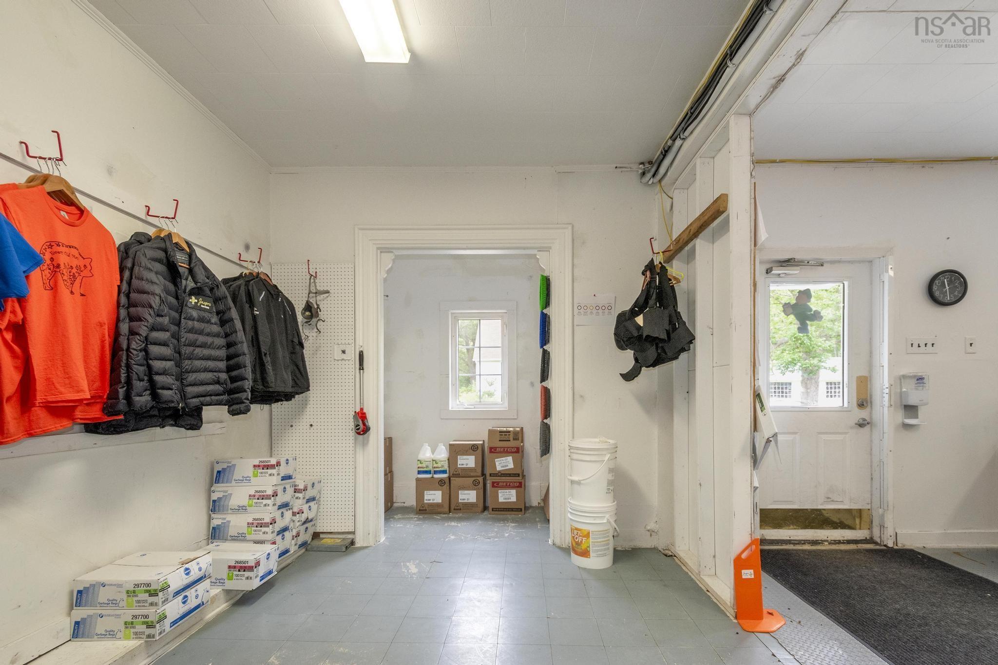 $329,900.00: 3675 Highway 3, Brooklyn