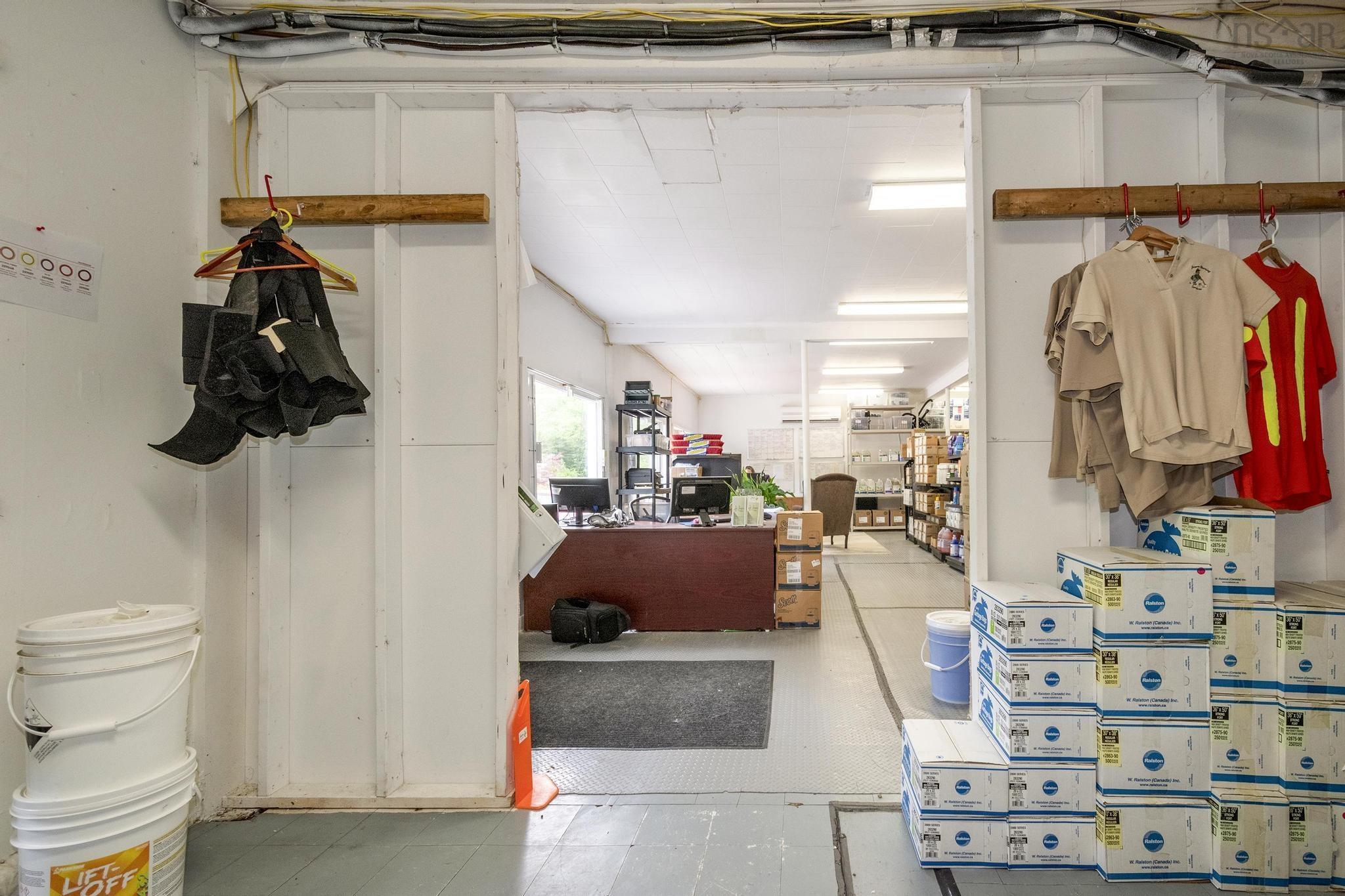 $329,900.00: 3675 Highway 3, Brooklyn