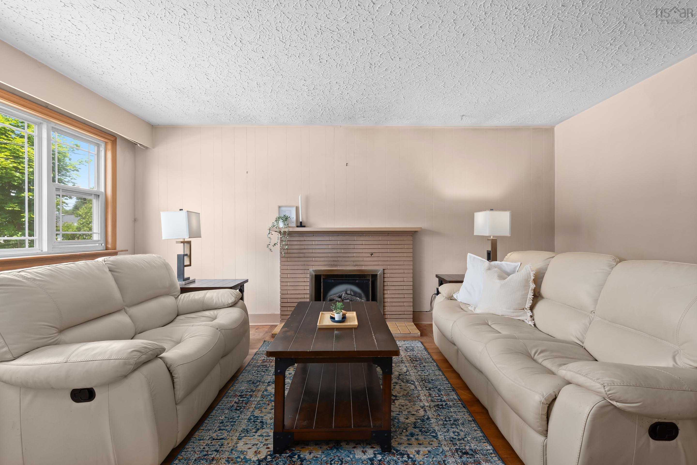 $399,900.00: 104 Symonds Street, Dartmouth