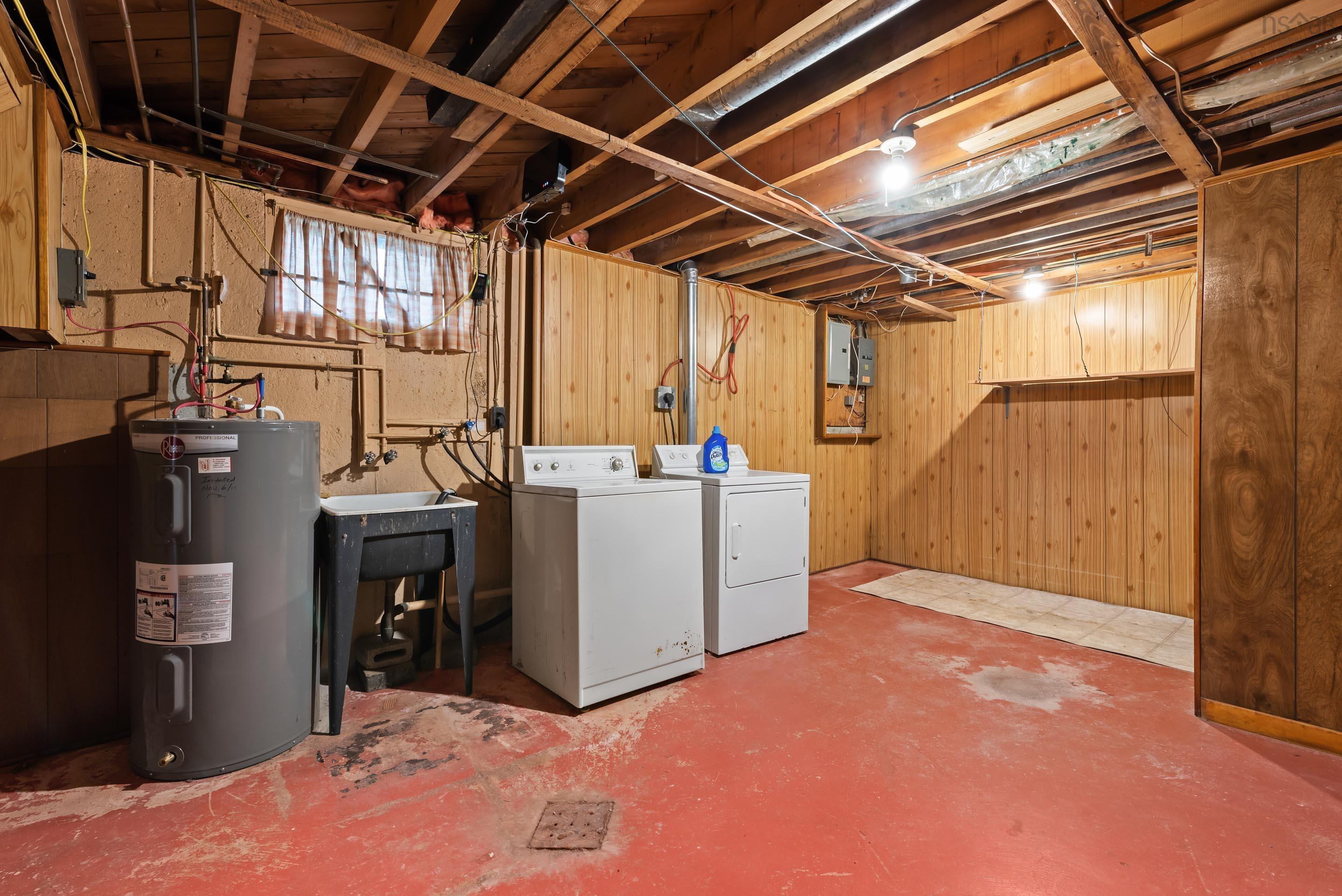 $399,900.00: 104 Symonds Street, Dartmouth