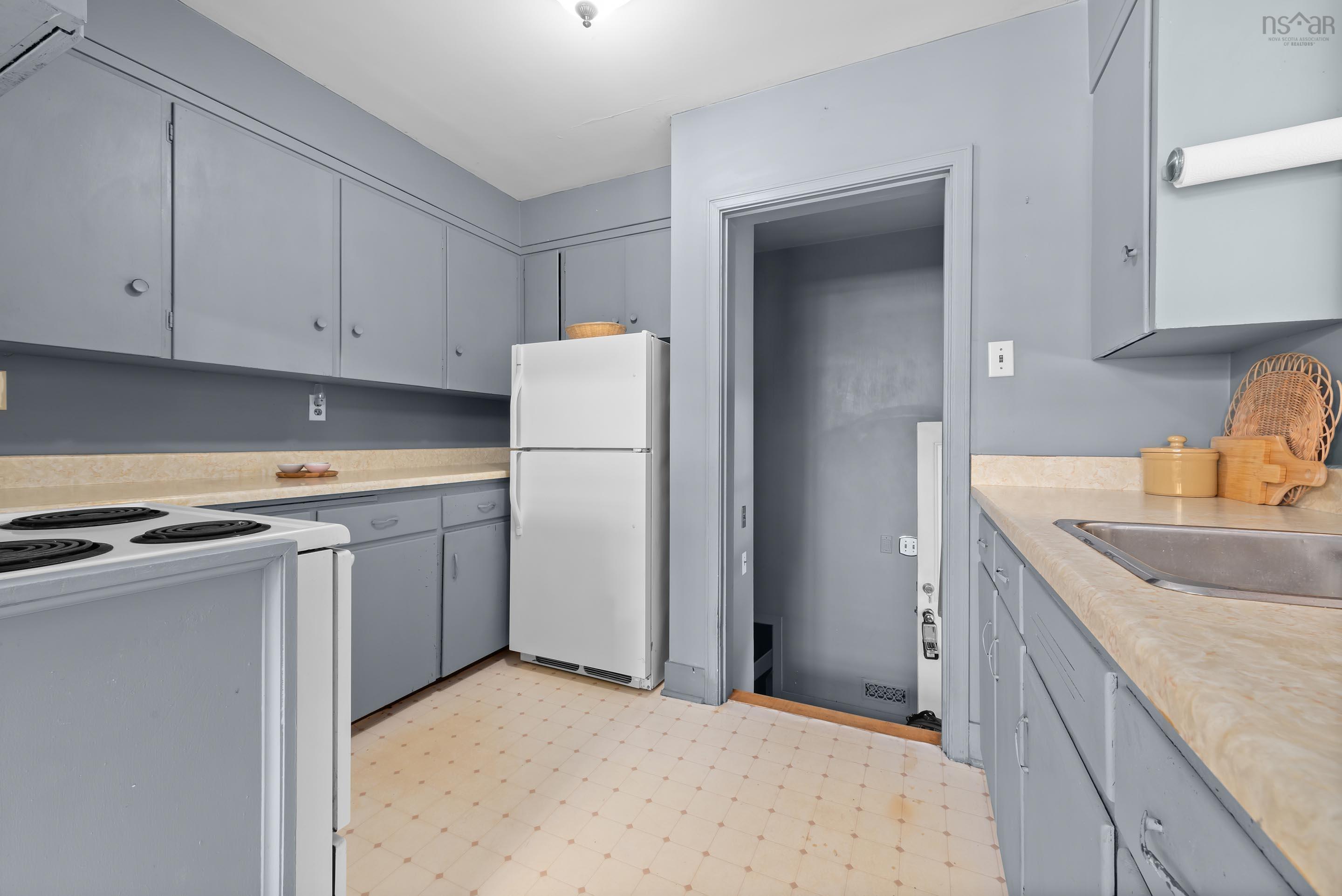 $399,900.00: 104 Symonds Street, Dartmouth