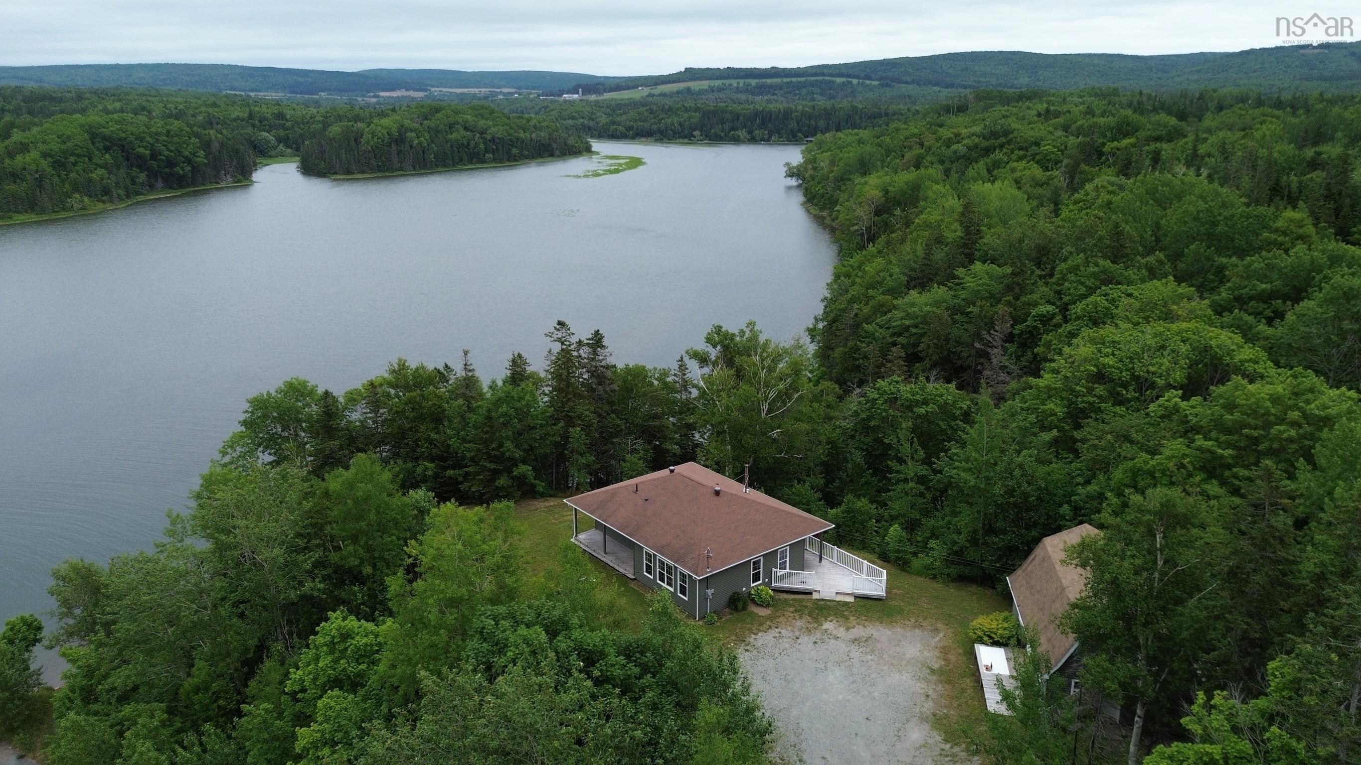 $599,000.00: 11420 Highway 19, Mabou