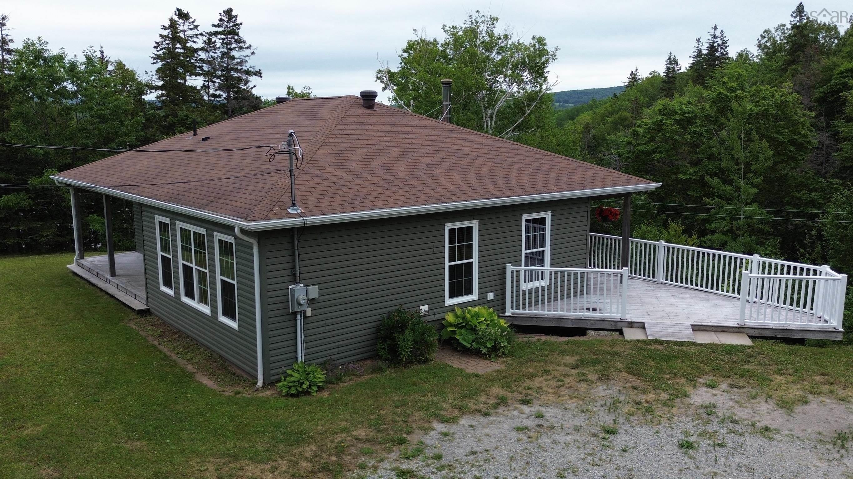 $599,000.00: 11420 Highway 19, Mabou
