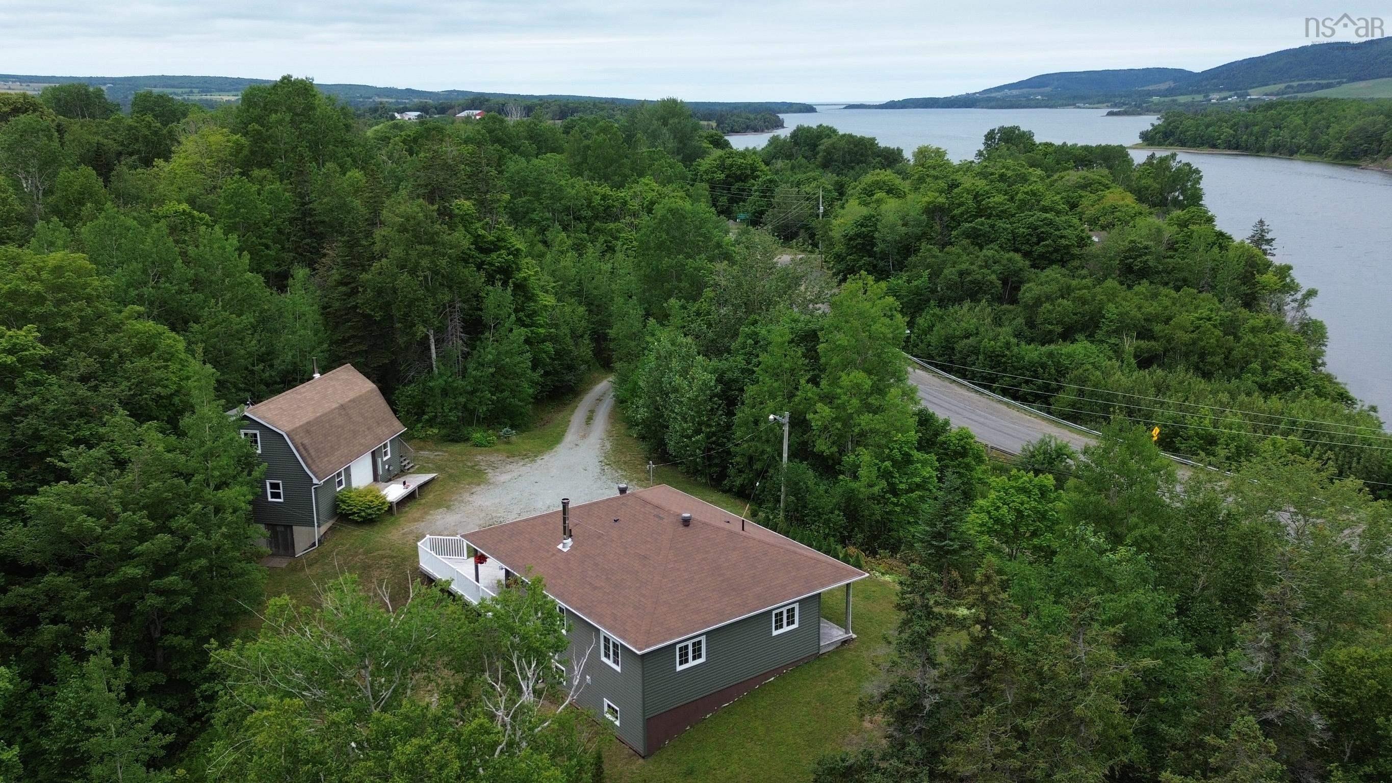 $599,000.00: 11420 Highway 19, Mabou