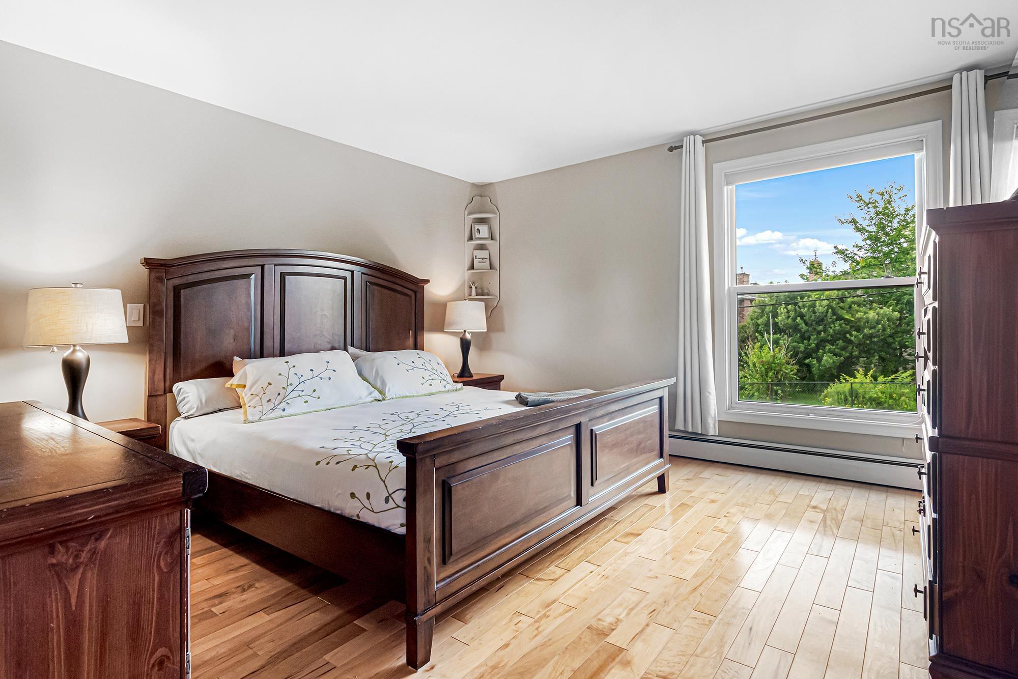 $589,900.00: 68 Hannebury Drive, Dartmouth