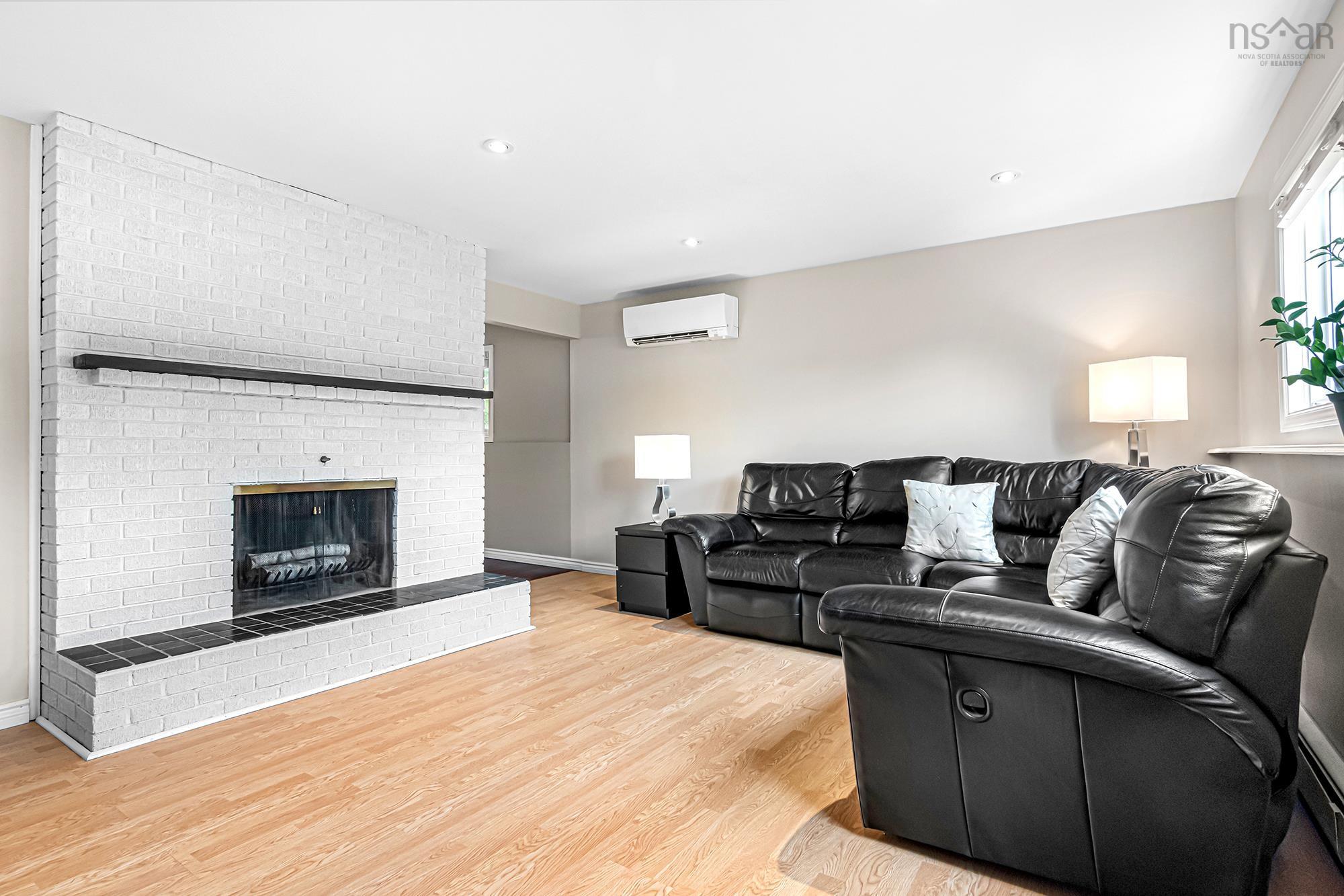 $589,900.00: 68 Hannebury Drive, Dartmouth