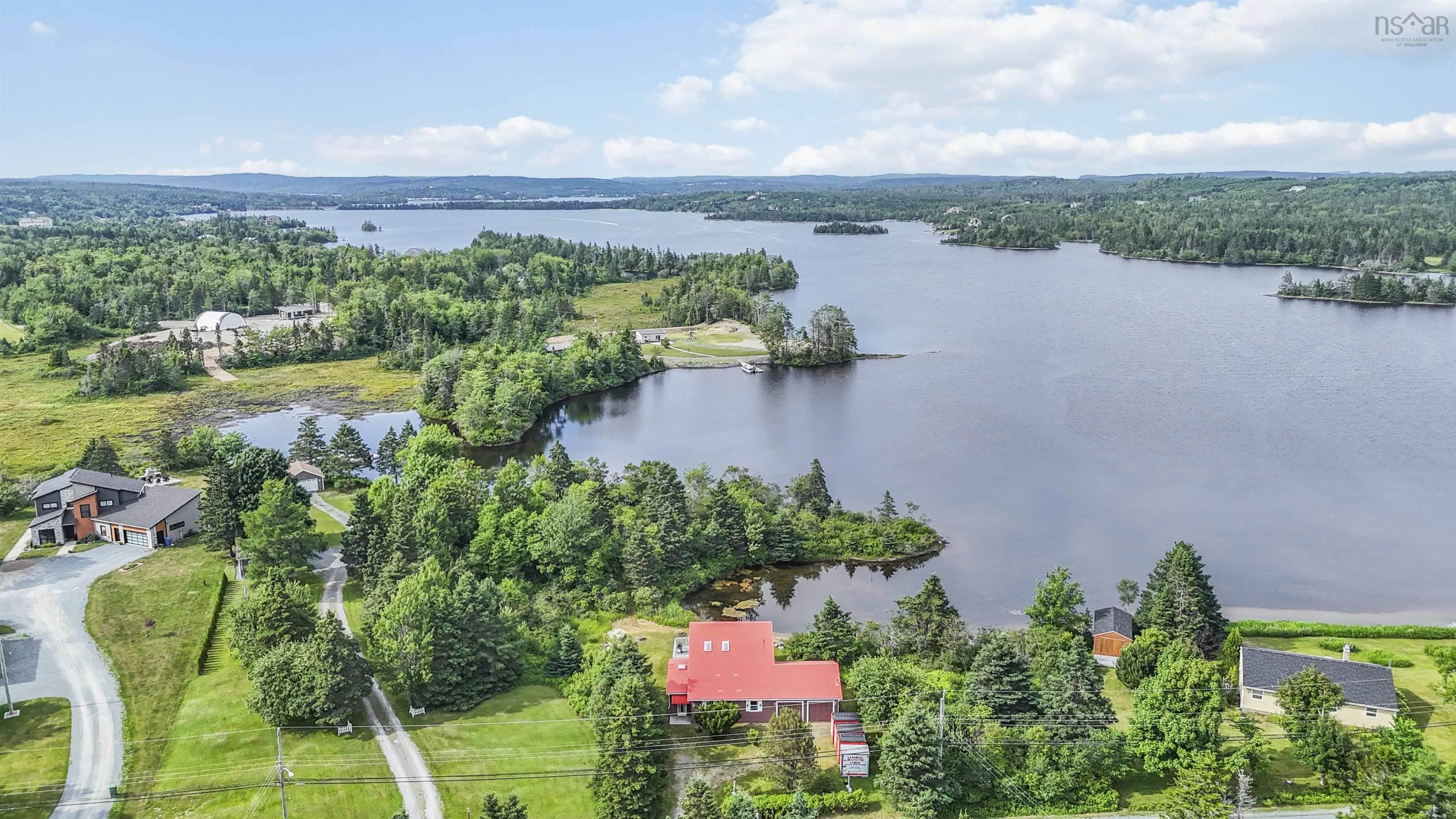 $499,900.00: 195 Bellefontaine Road, Middle Porters Lake