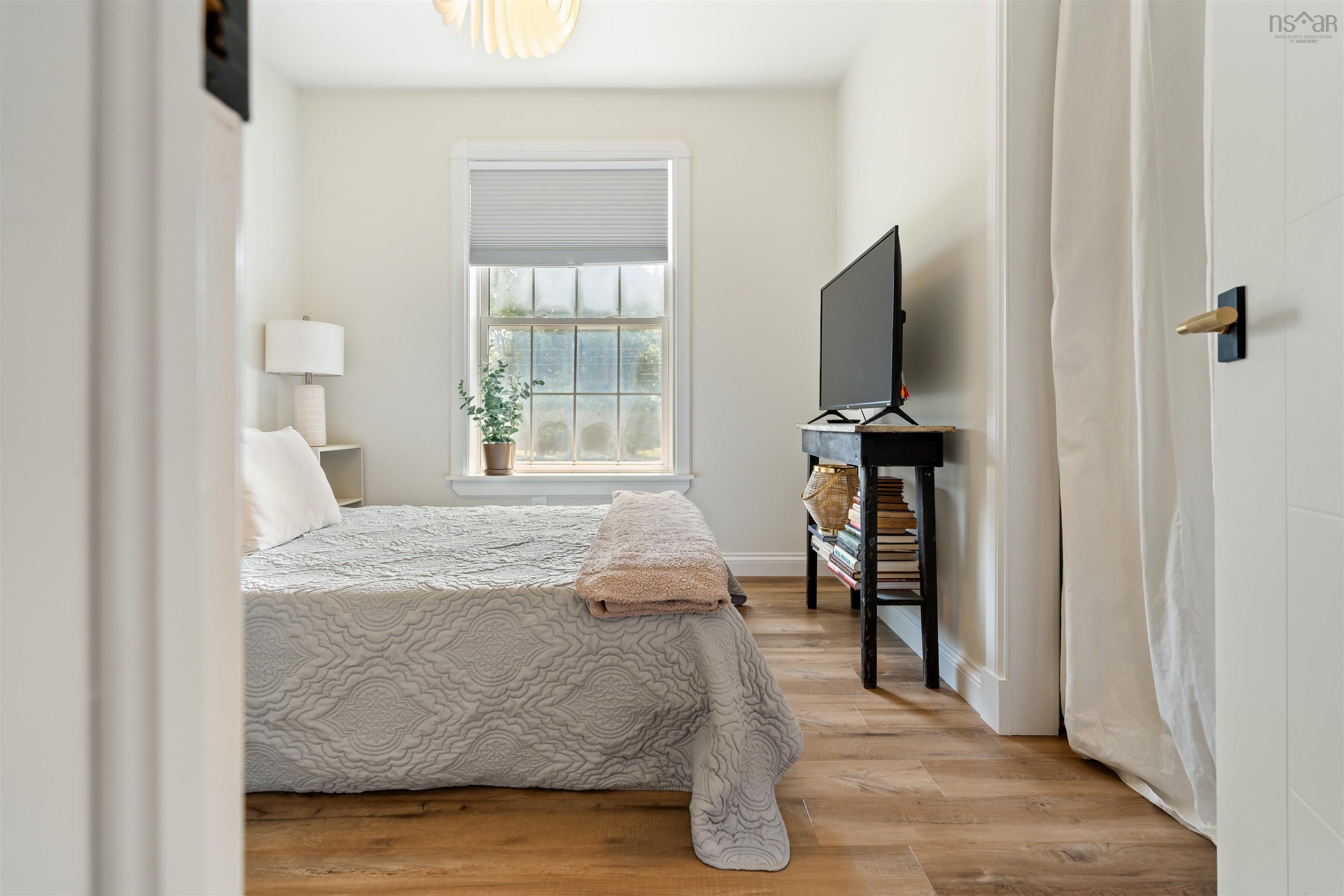 $569,000.00: 157 Meadowland Avenue, Valley