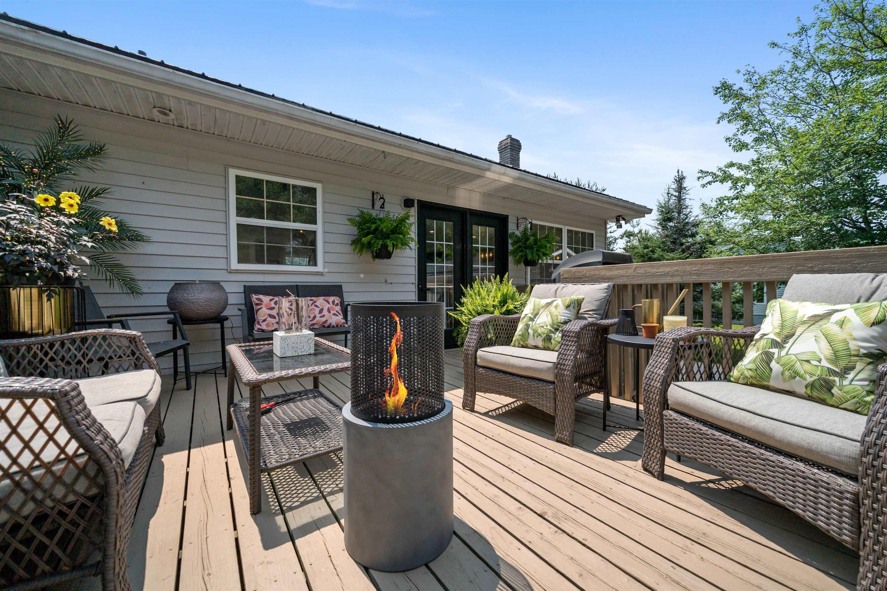 $569,000.00: 157 Meadowland Avenue, Valley