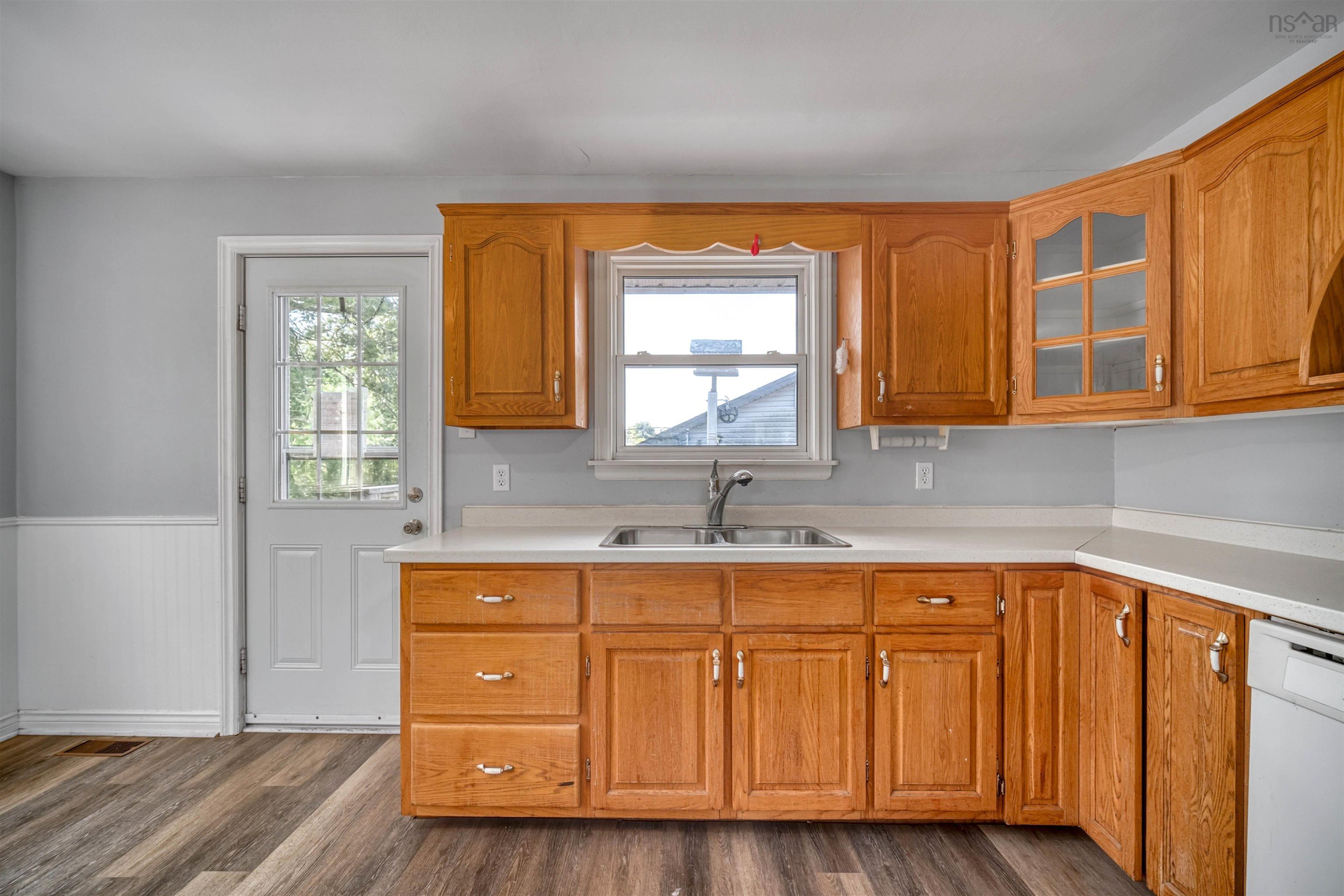 A & B 34 Raymond Drive, Lower Sackville, NS (MLS 202517968)