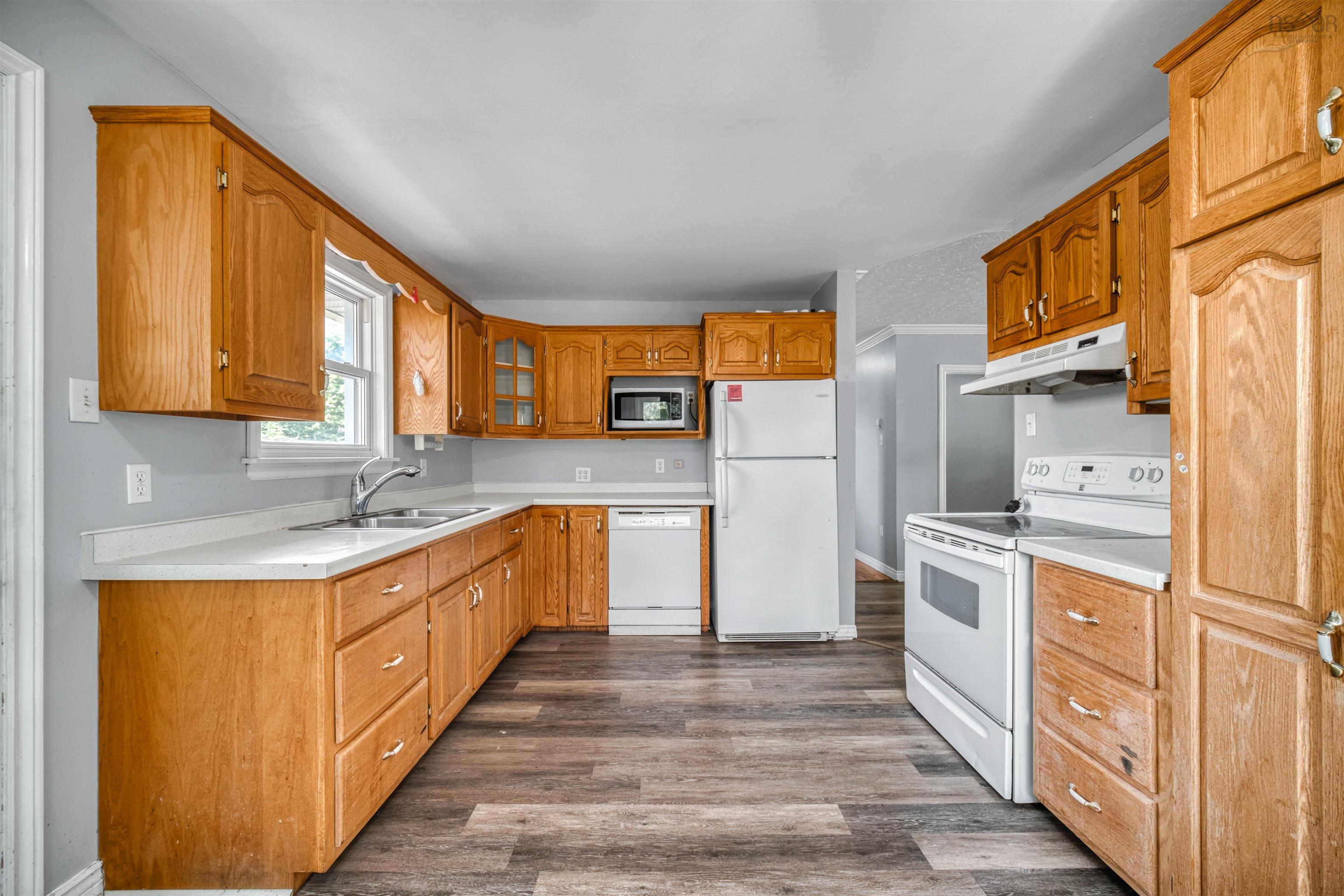 A & B 34 Raymond Drive, Lower Sackville, NS (MLS 202517968)