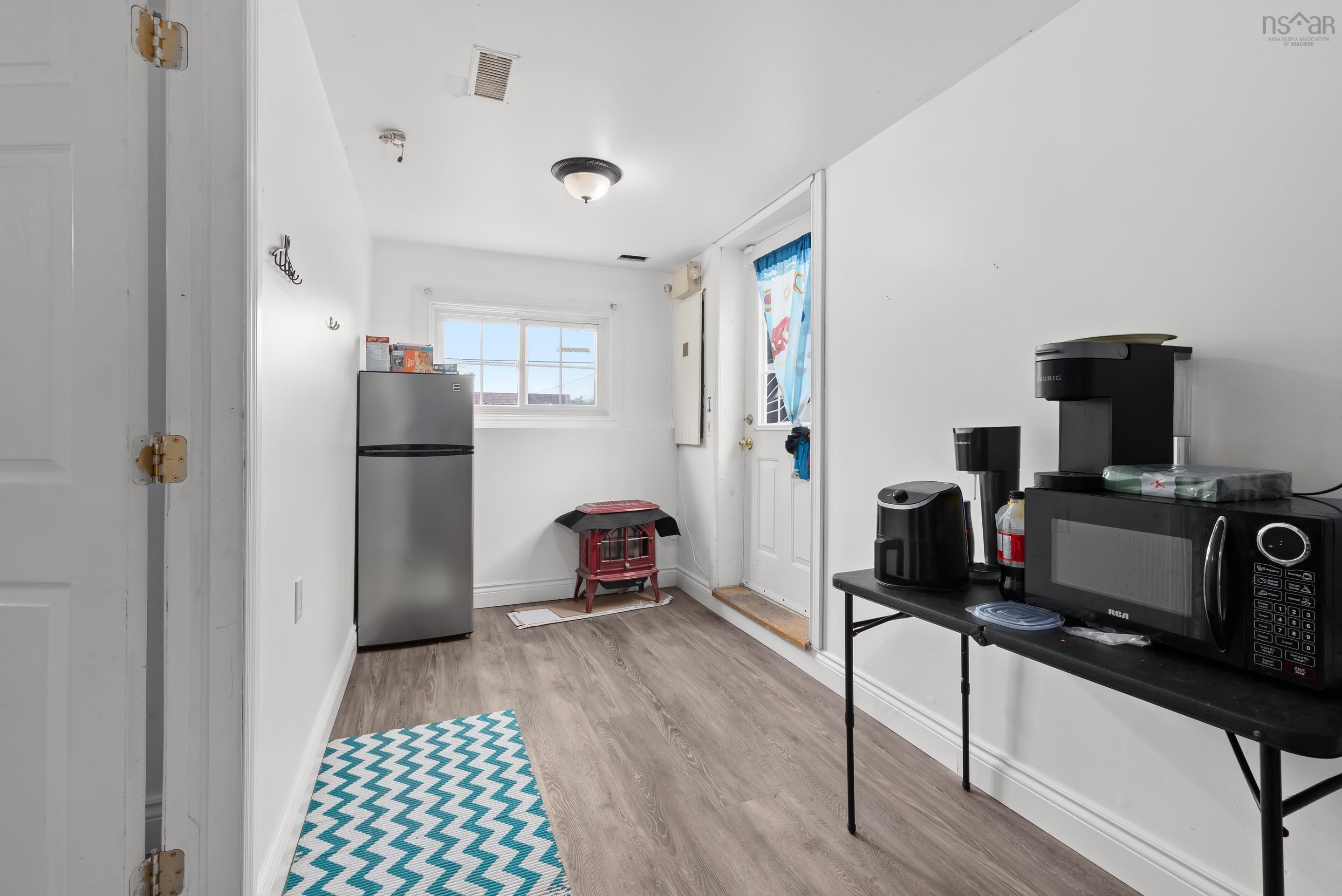 $399,900.00: 172 Candy Mountain Road, Mineville