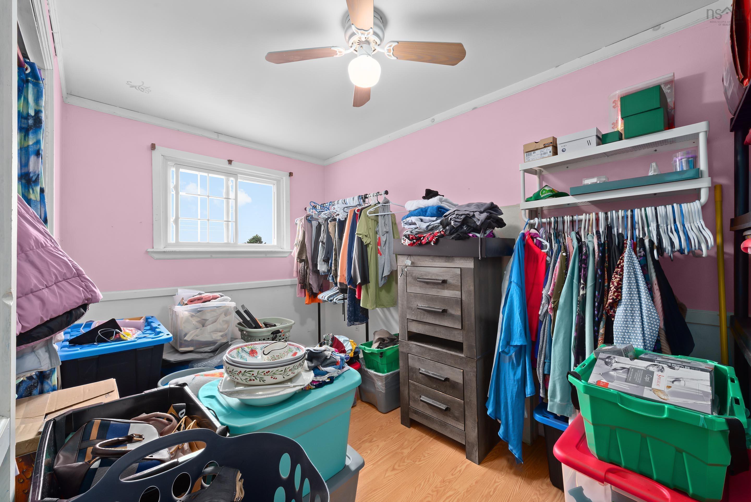 $399,900.00: 172 Candy Mountain Road, Mineville