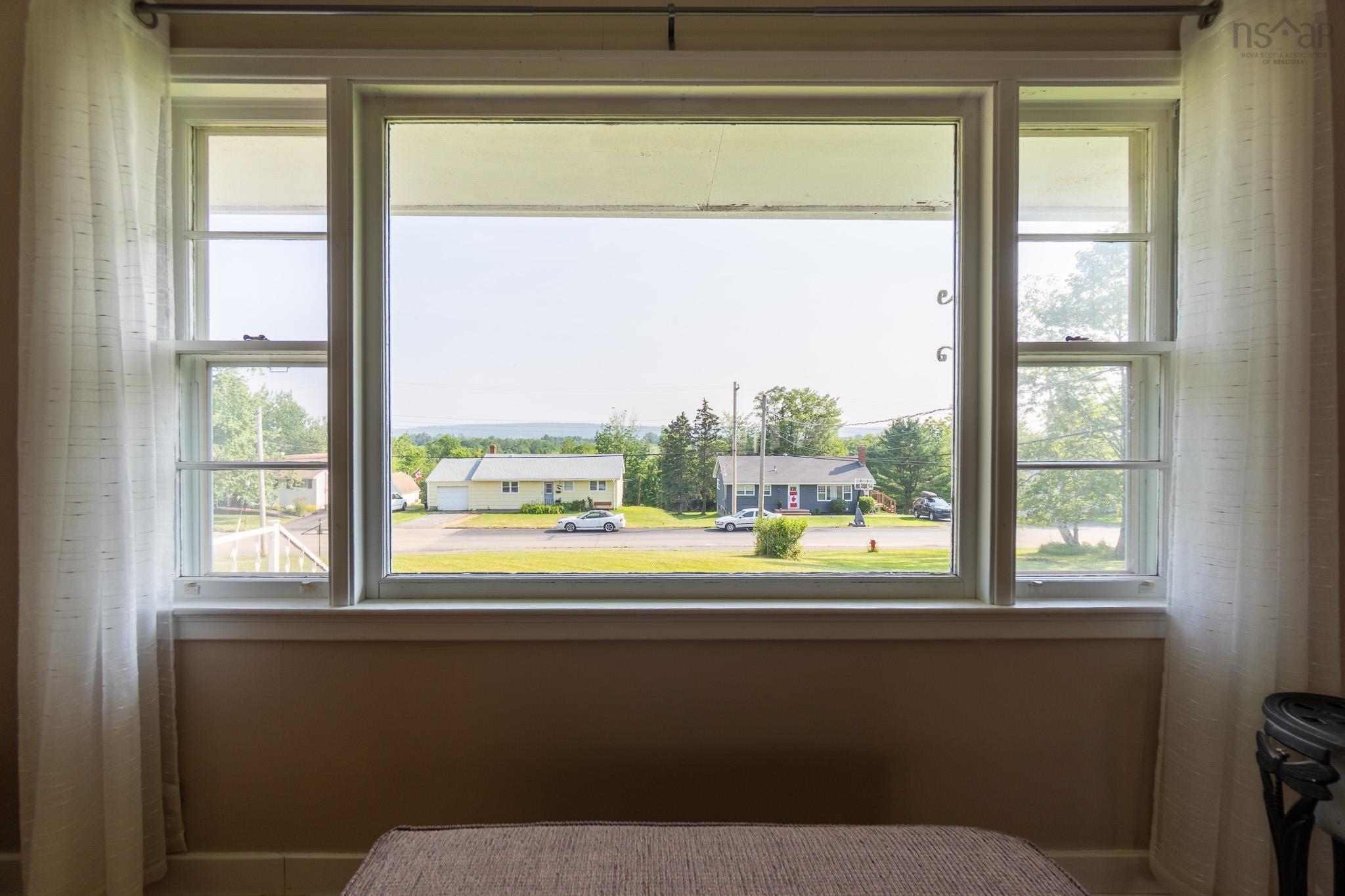 $422,000.00: 21 Maple Avenue, Hantsport