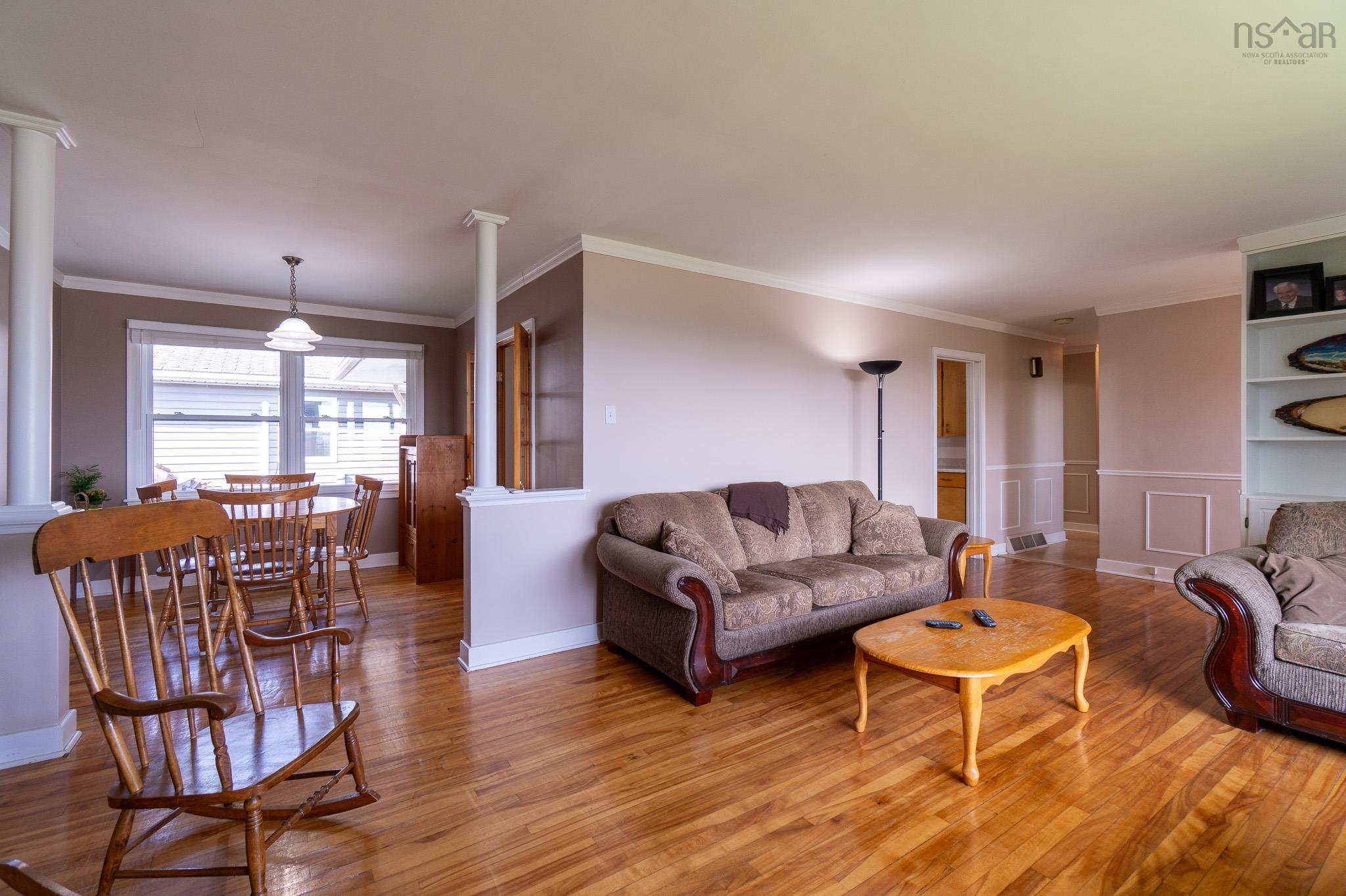 $422,000.00: 21 Maple Avenue, Hantsport