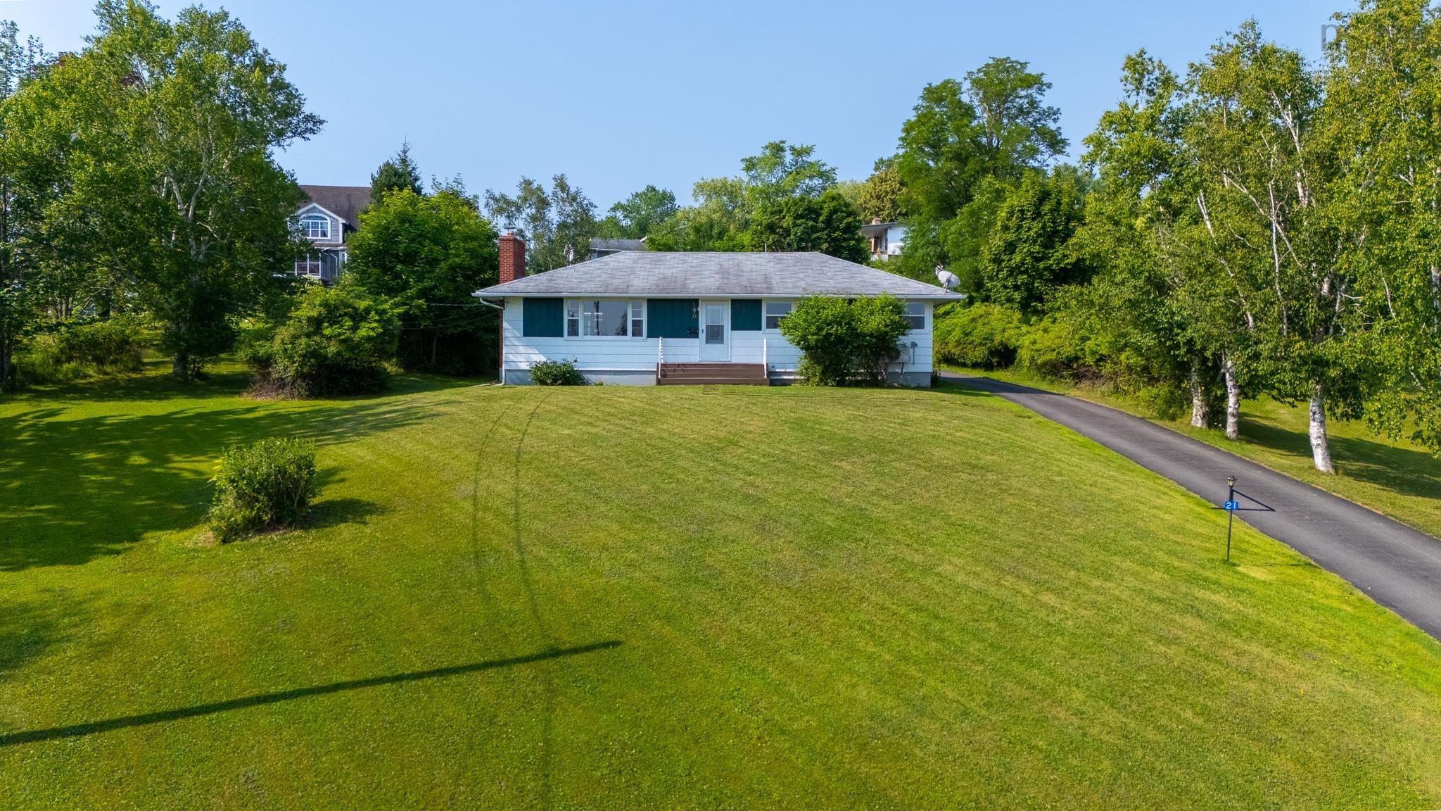 $422,000.00: 21 Maple Avenue, Hantsport