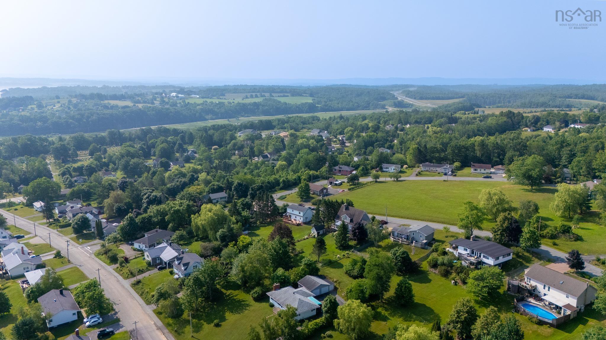 $422,000.00: 21 Maple Avenue, Hantsport