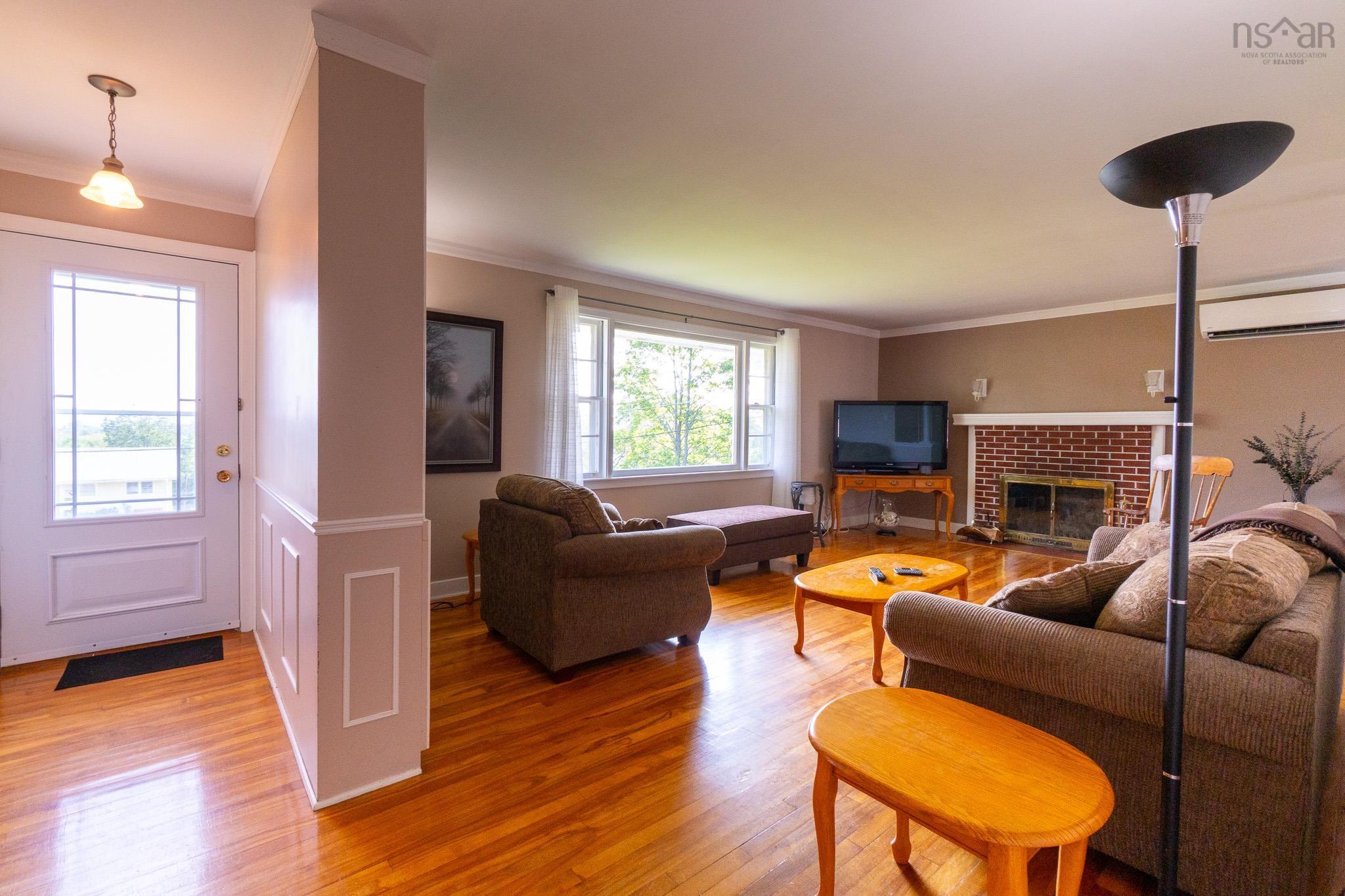 $422,000.00: 21 Maple Avenue, Hantsport