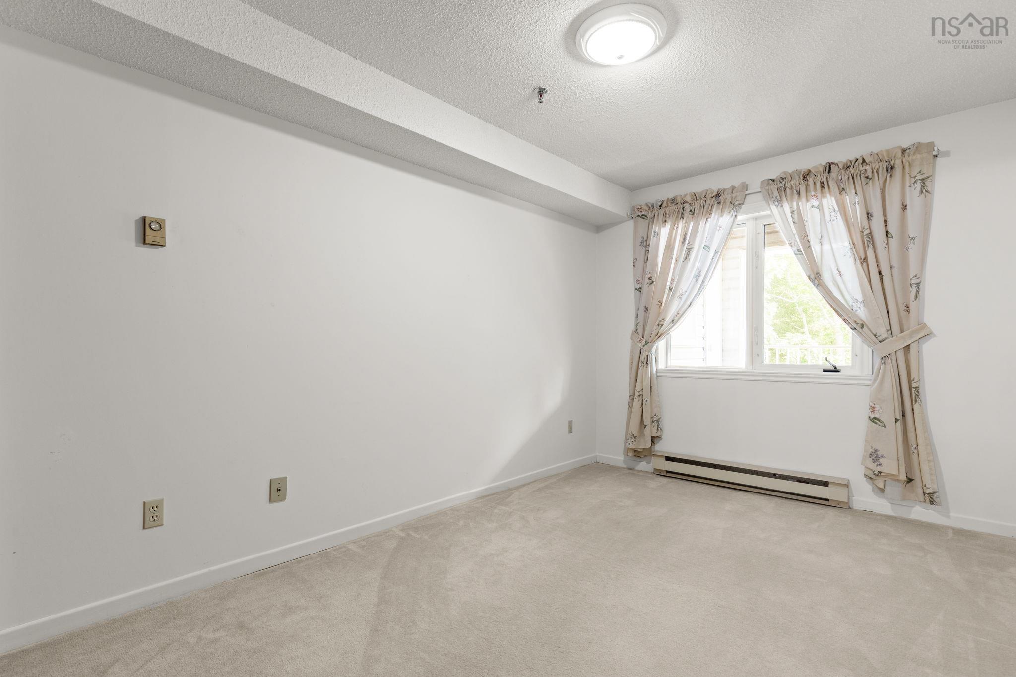 $384,900.00: 205 51 Wimbledon Road, Bedford