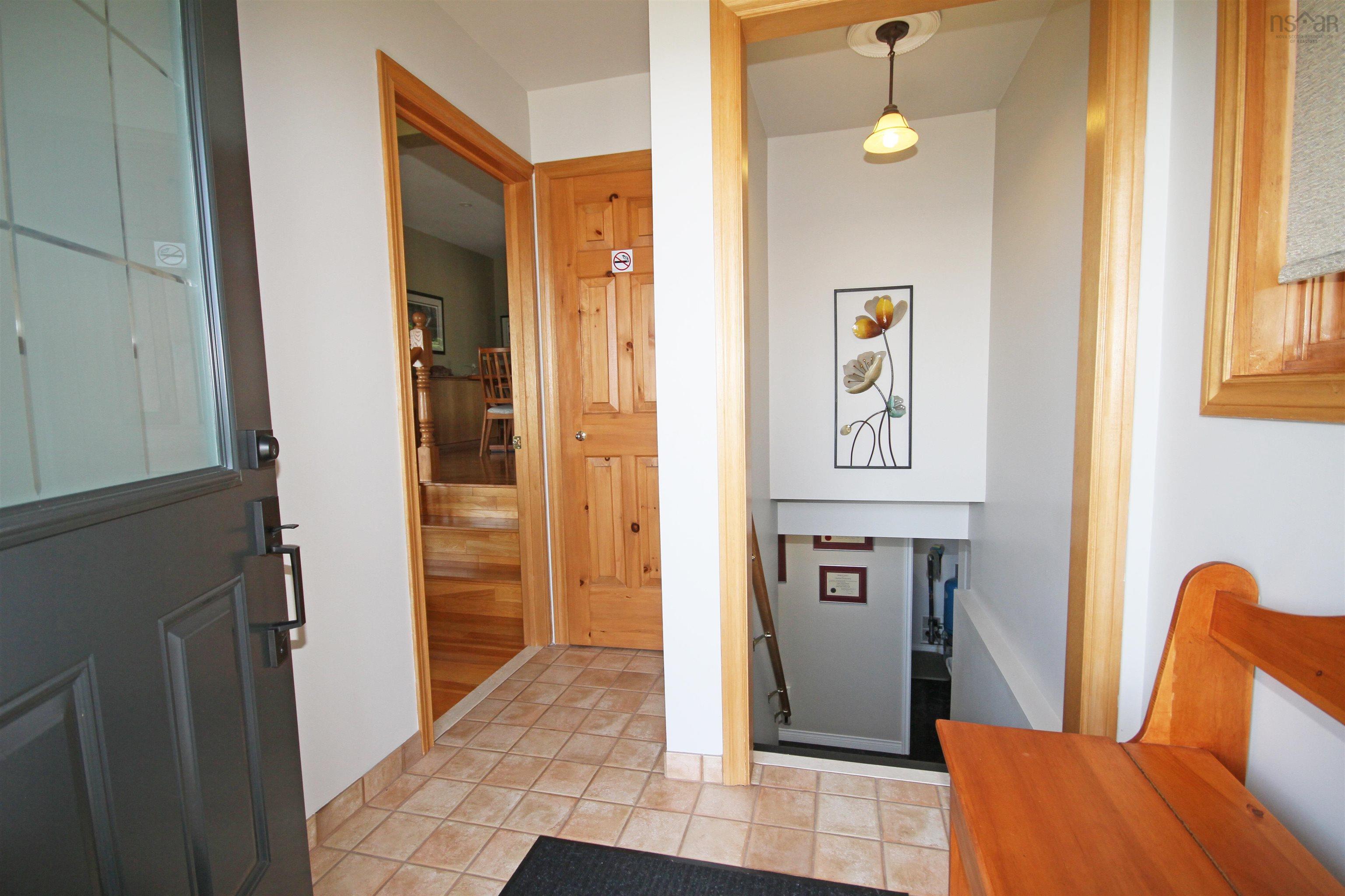 $469,900.00: 351 Lochside Road, D