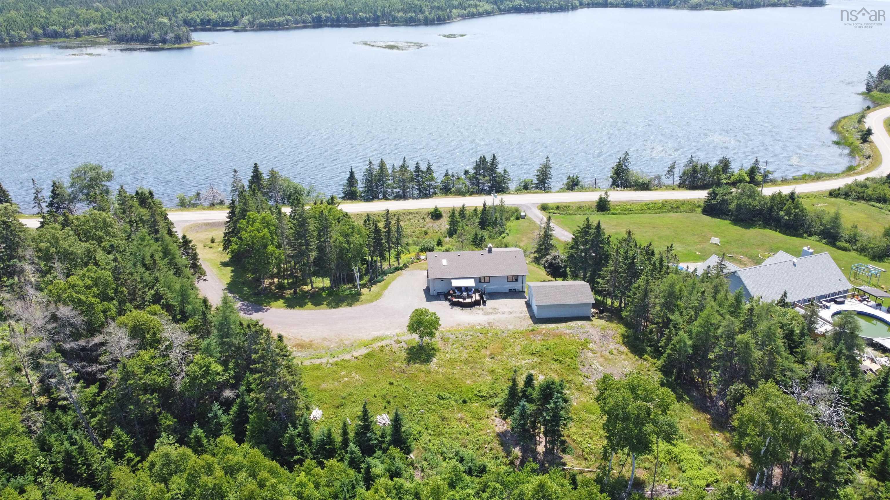 $469,900.00: 351 Lochside Road, D