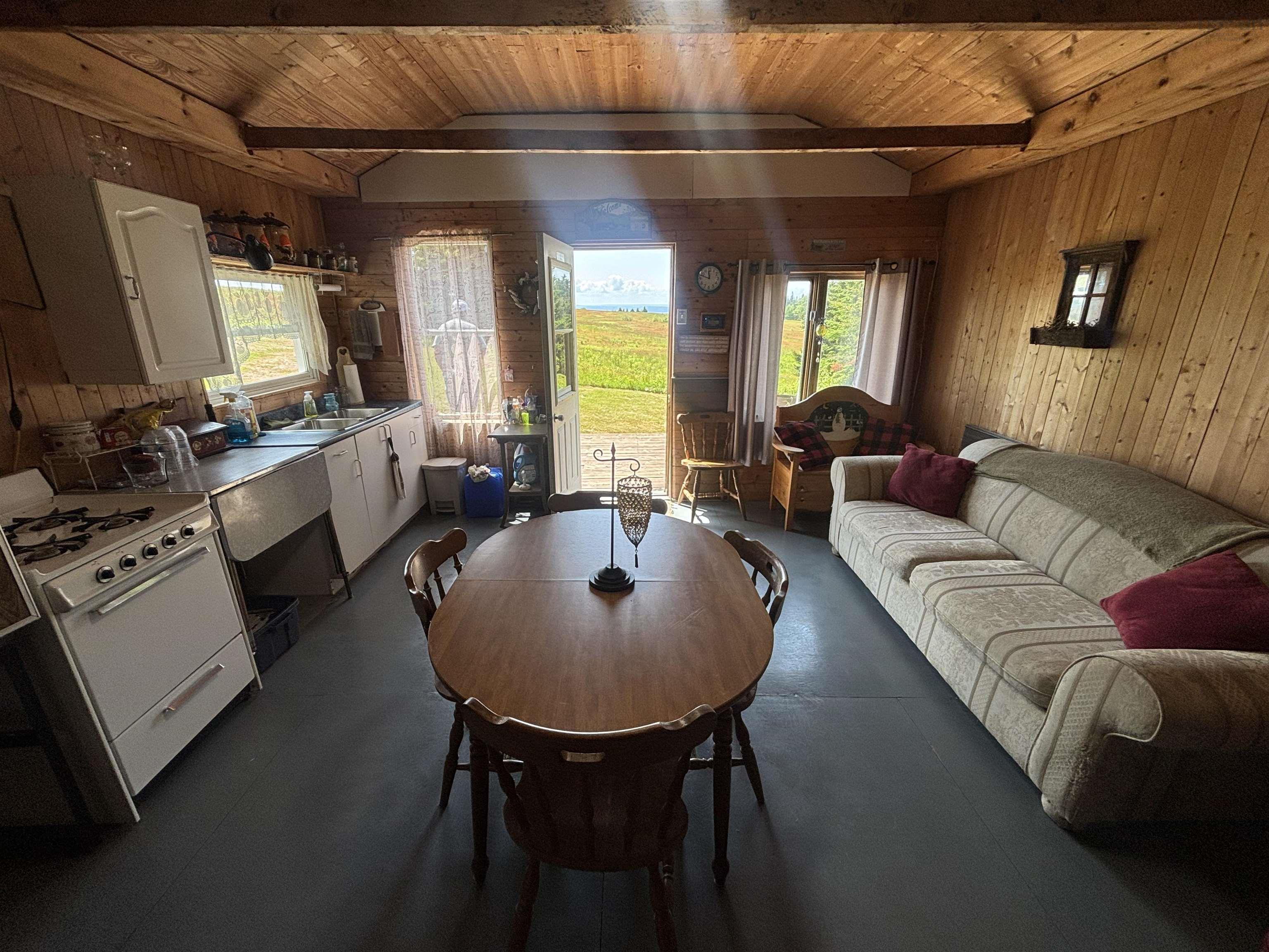$129,000.00: 517 Glasgow Mountain Road Road, Diligent River