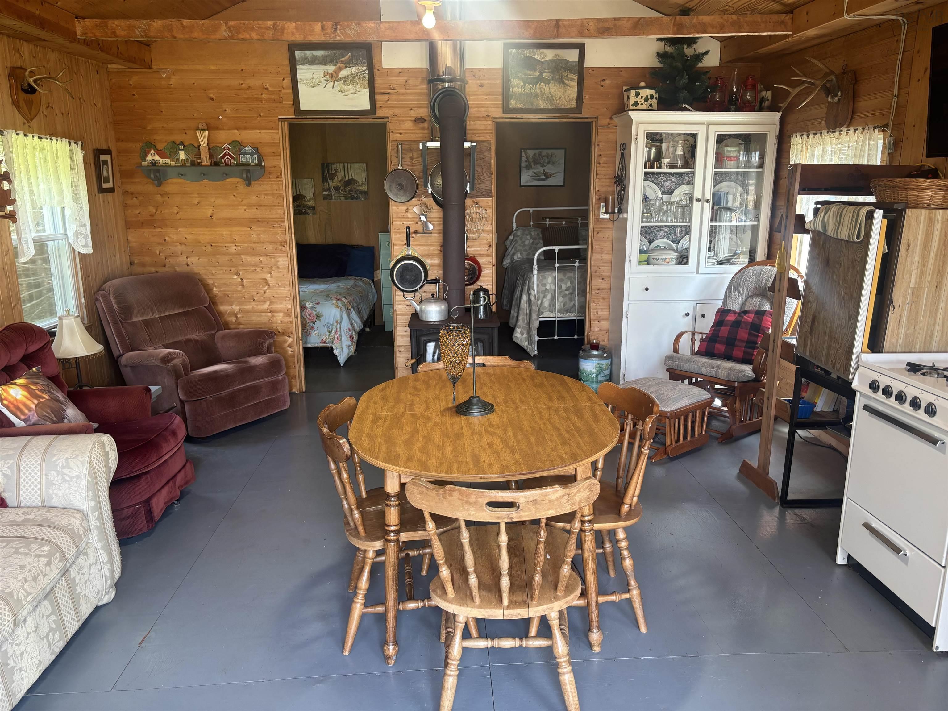 $129,000.00: 517 Glasgow Mountain Road Road, Diligent River