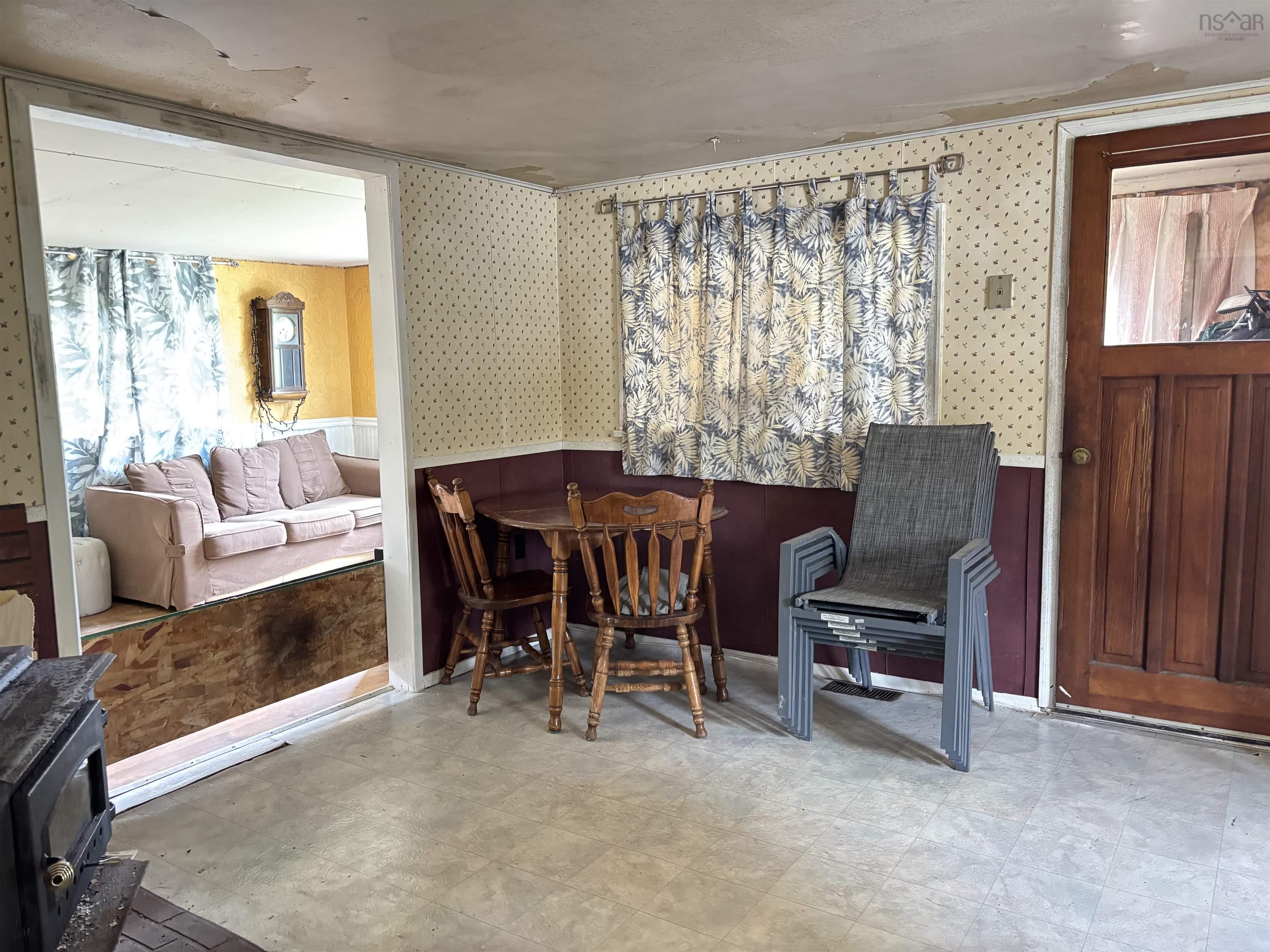 $119,900.00: 4920 Highway 7, Liscomb