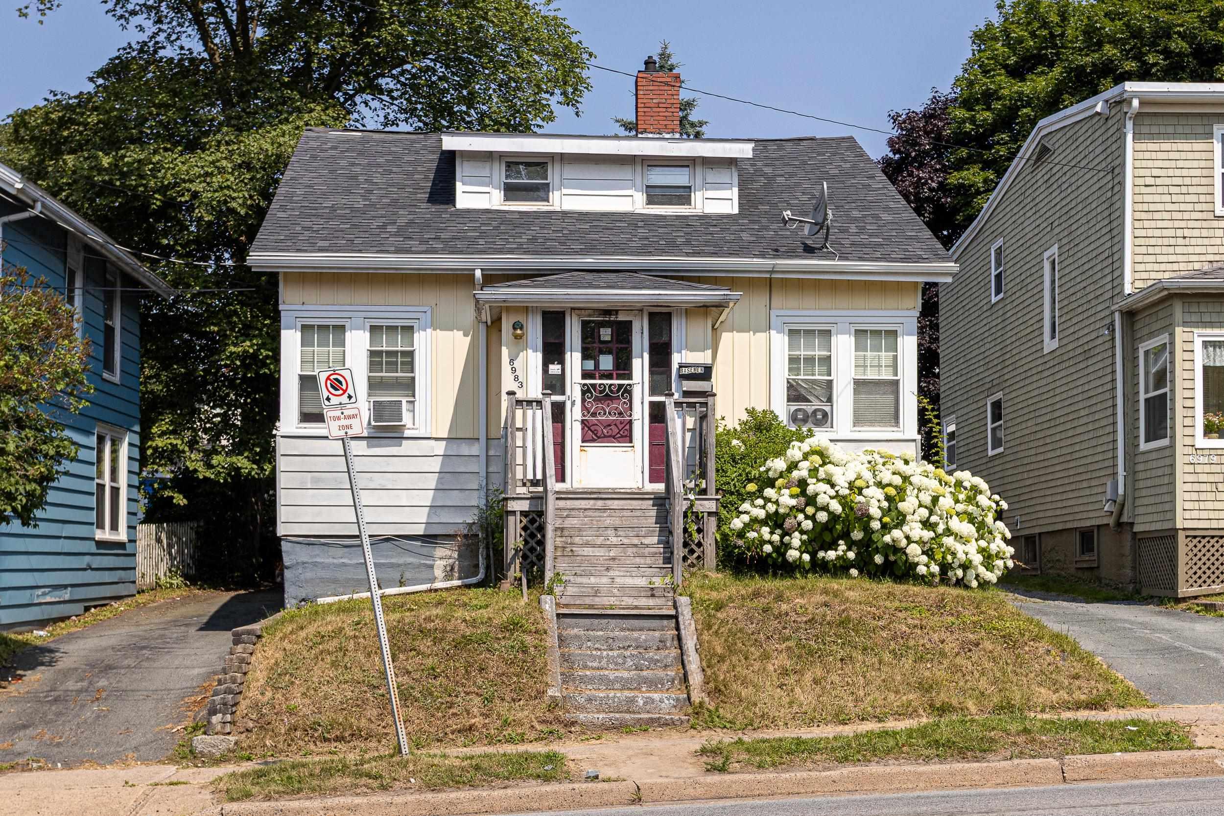 $629,900.00: 6983 Chebucto Road, Halifax