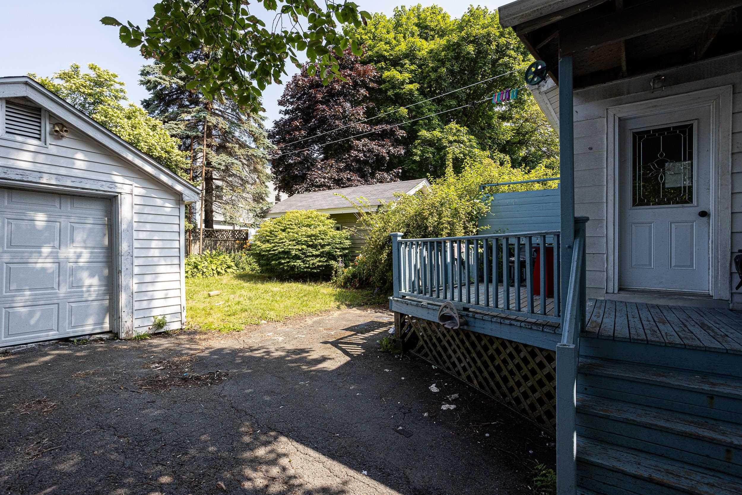 $629,900.00: 6983 Chebucto Road, Halifax