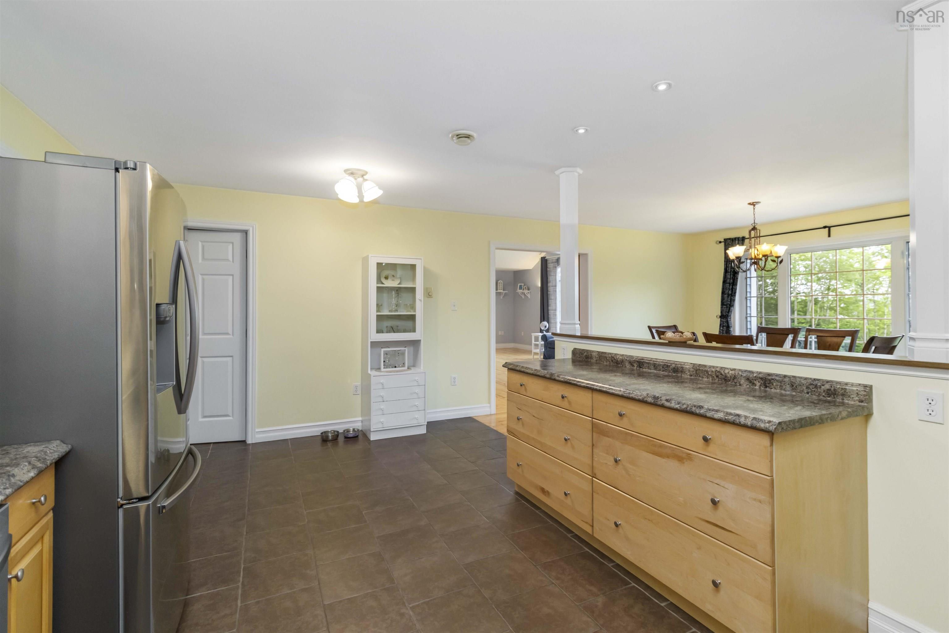 $684,900.00: 19 Mona Marie Lane, Fox Point